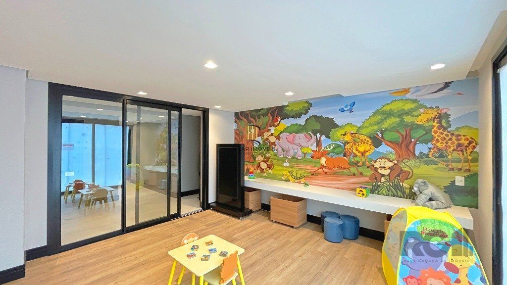 Apartamento 3 dormitórios no bairro Menino Deus
