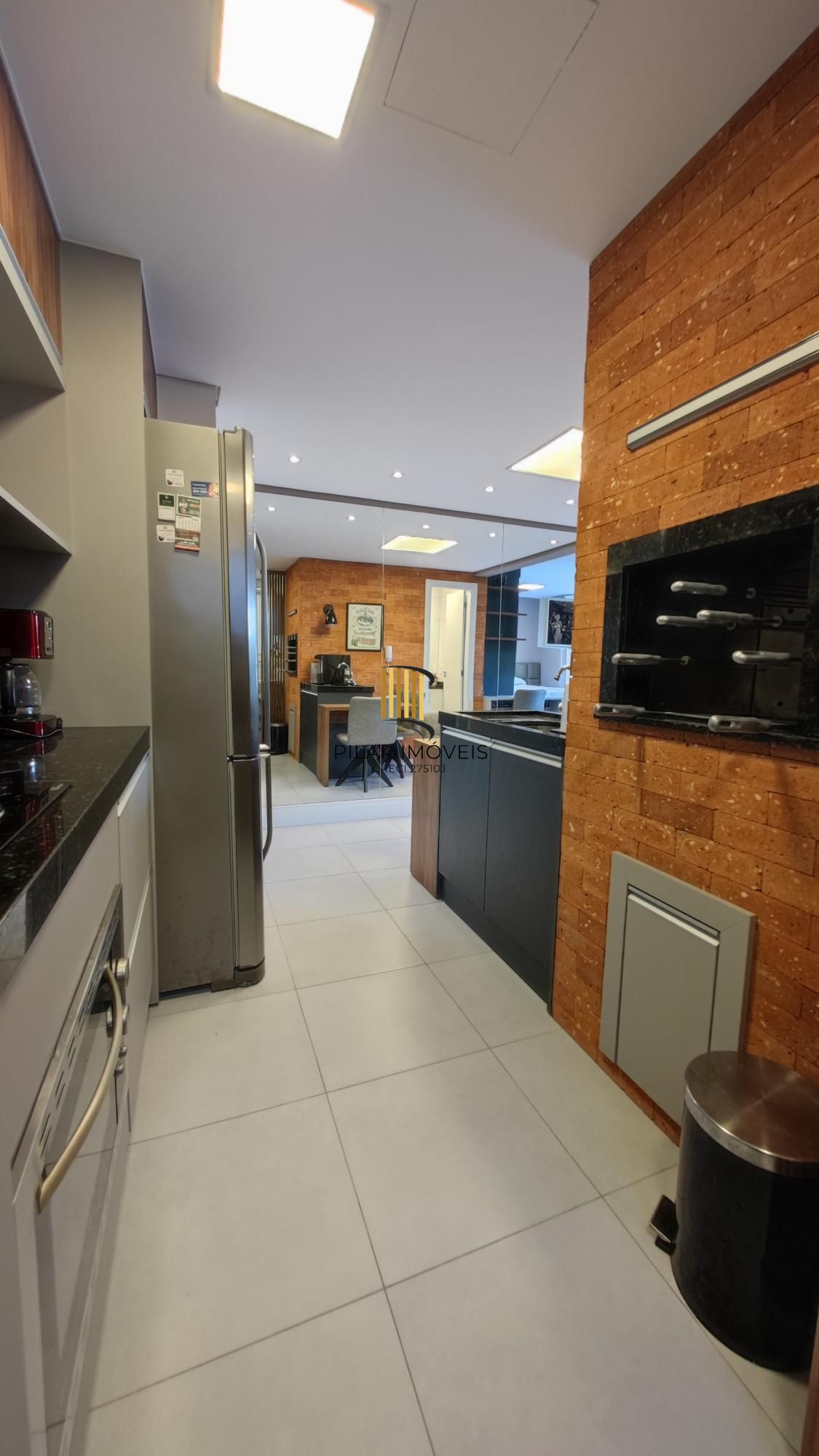 Apartamento  no Centro Histórico de Porto Alegre Mobiliado