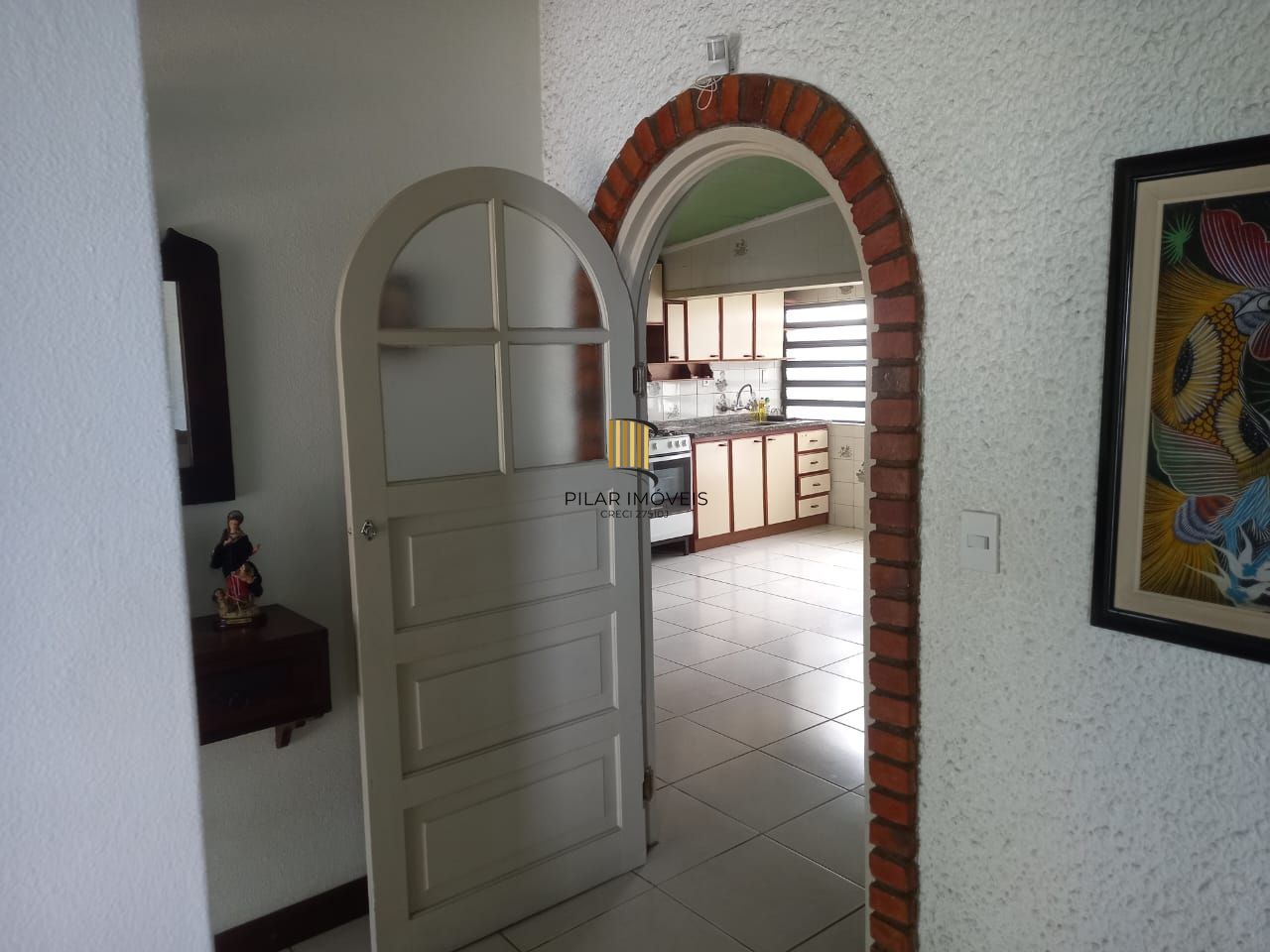 Casa à Venda no Sarandi com 3 Dormitórios, Suíte, 3 vagas Financiamento Bancário
