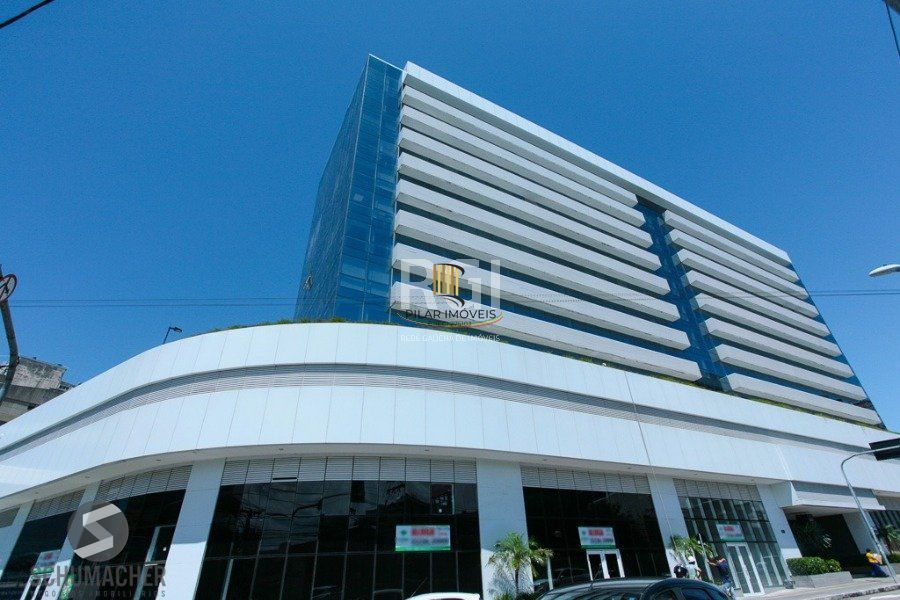 Sala comercial com garagem no DOC na Ramiro Barcelos