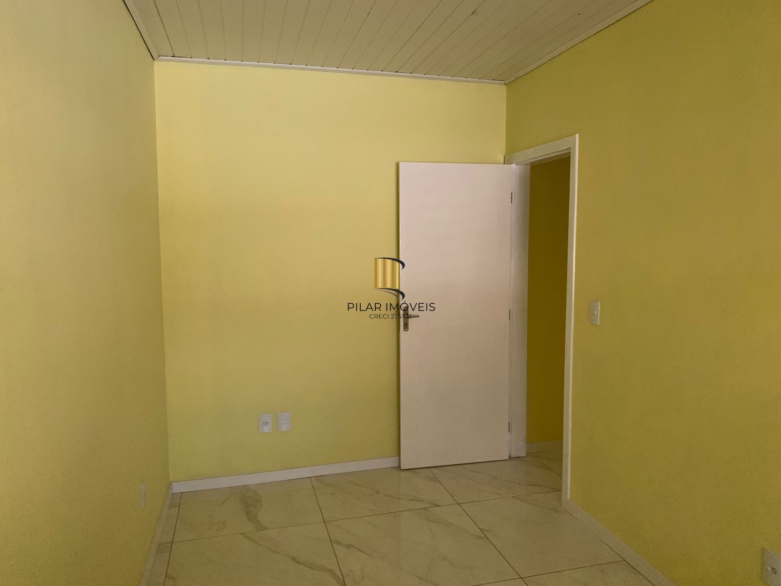 Casa para Venda - 55m², 3 dormitórios, 2 vagas - Rio Branco