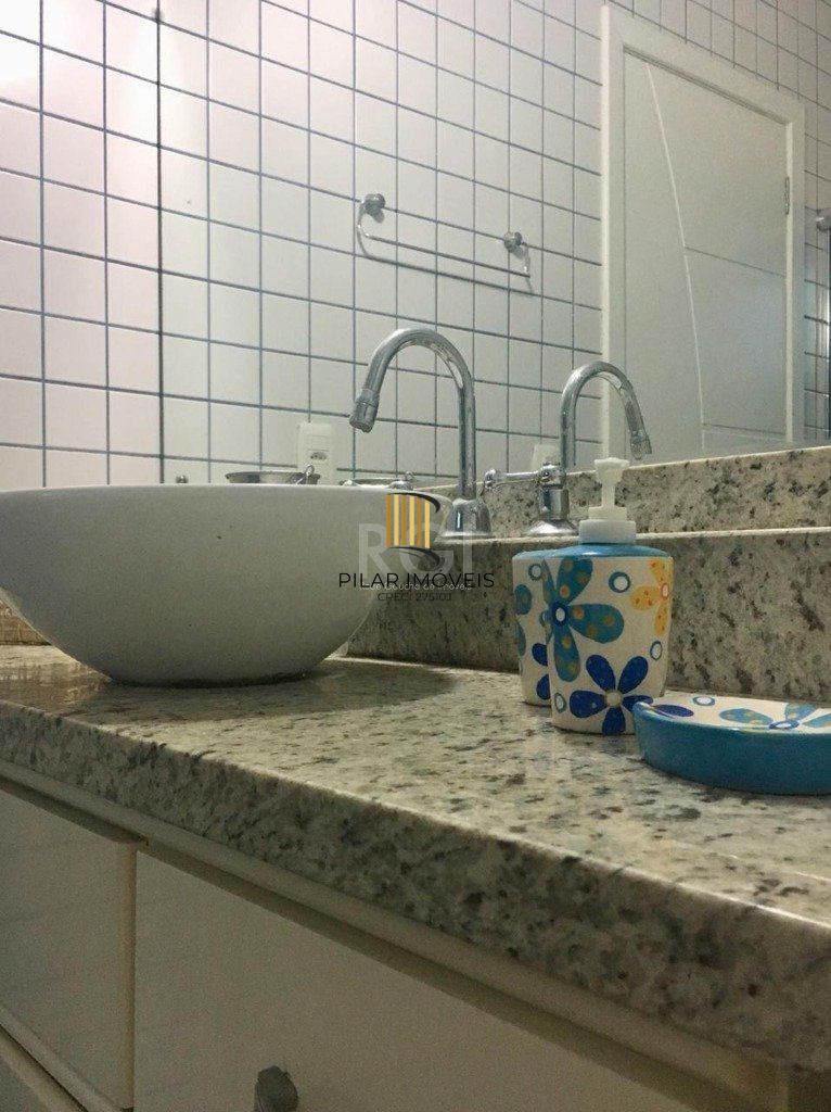 Casa para Venda - 248m², 5 dormitórios, sendo 1 suites, 3 vagas - Sarandi