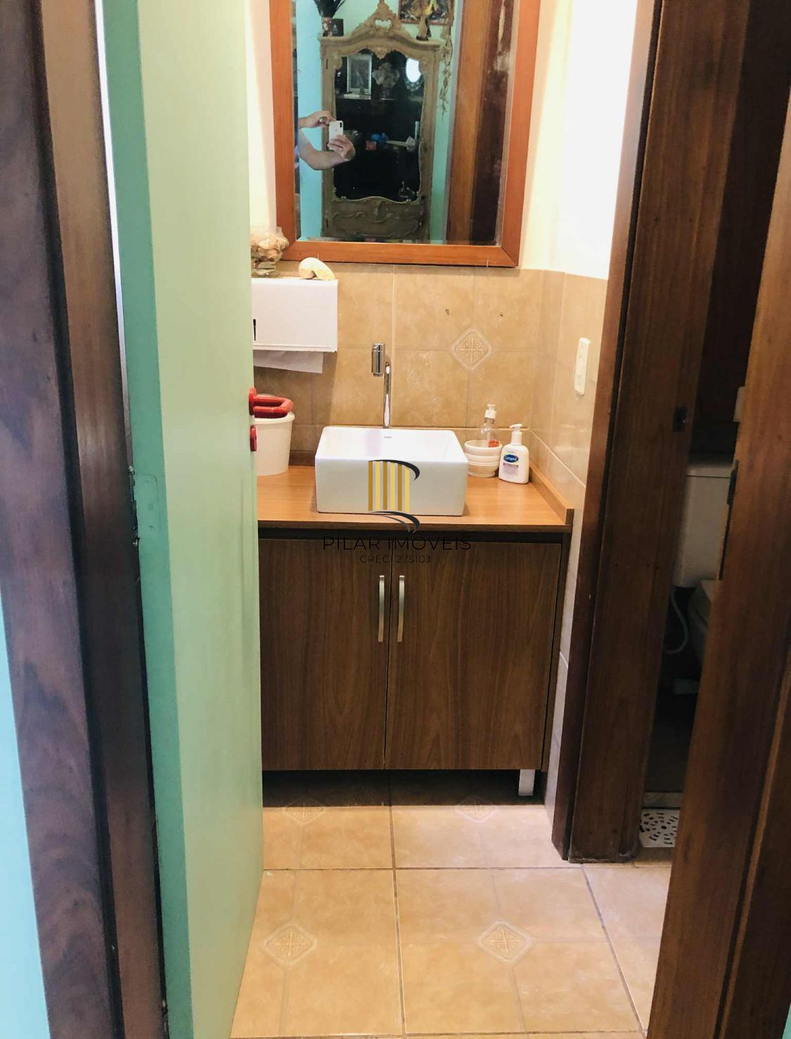 VENDE SALA COMERCIAL NO BAIRRO FLORESTA PORTO ALEGRE RS