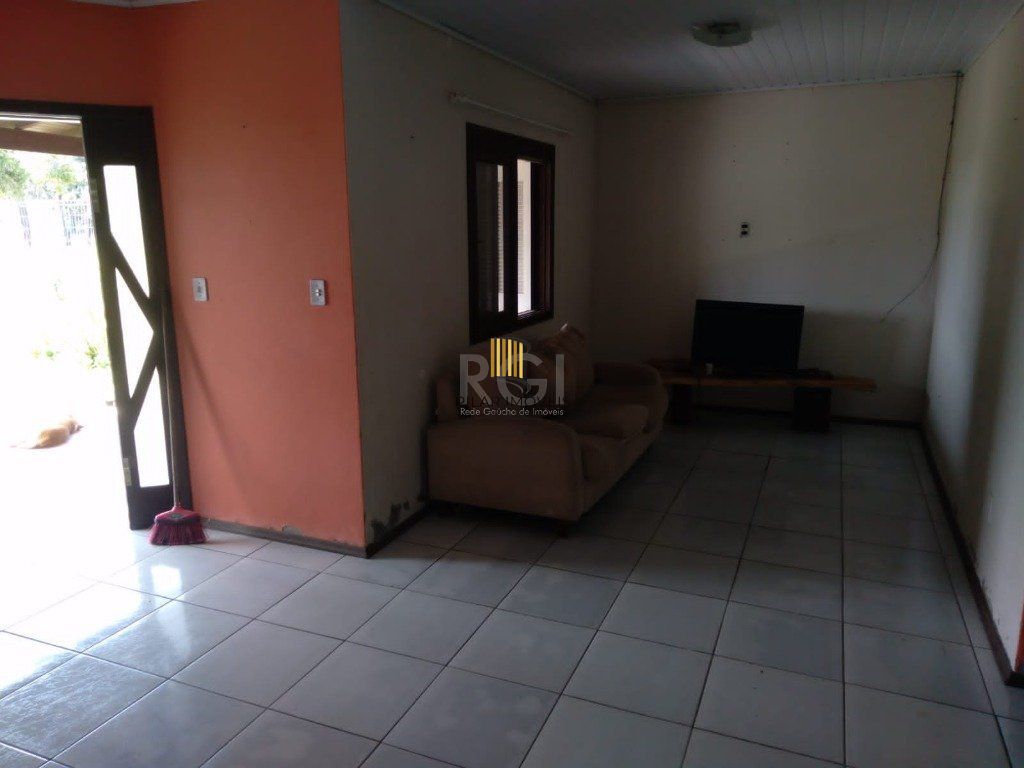Casa para Venda - 107m², 3 dormitórios, 1 vaga - Centro