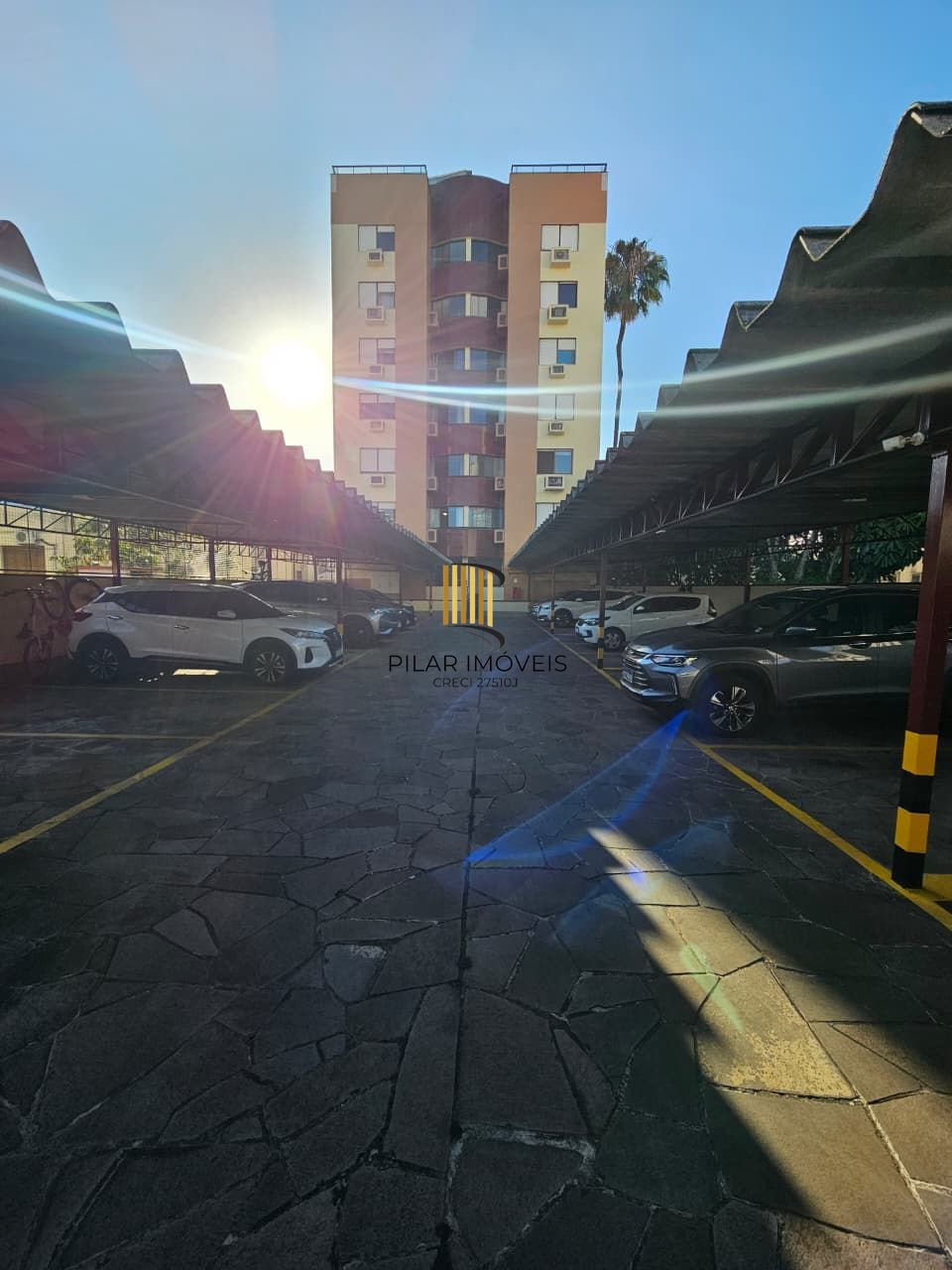 Apartamento 3 dormitórios com vaga no Menino Deus