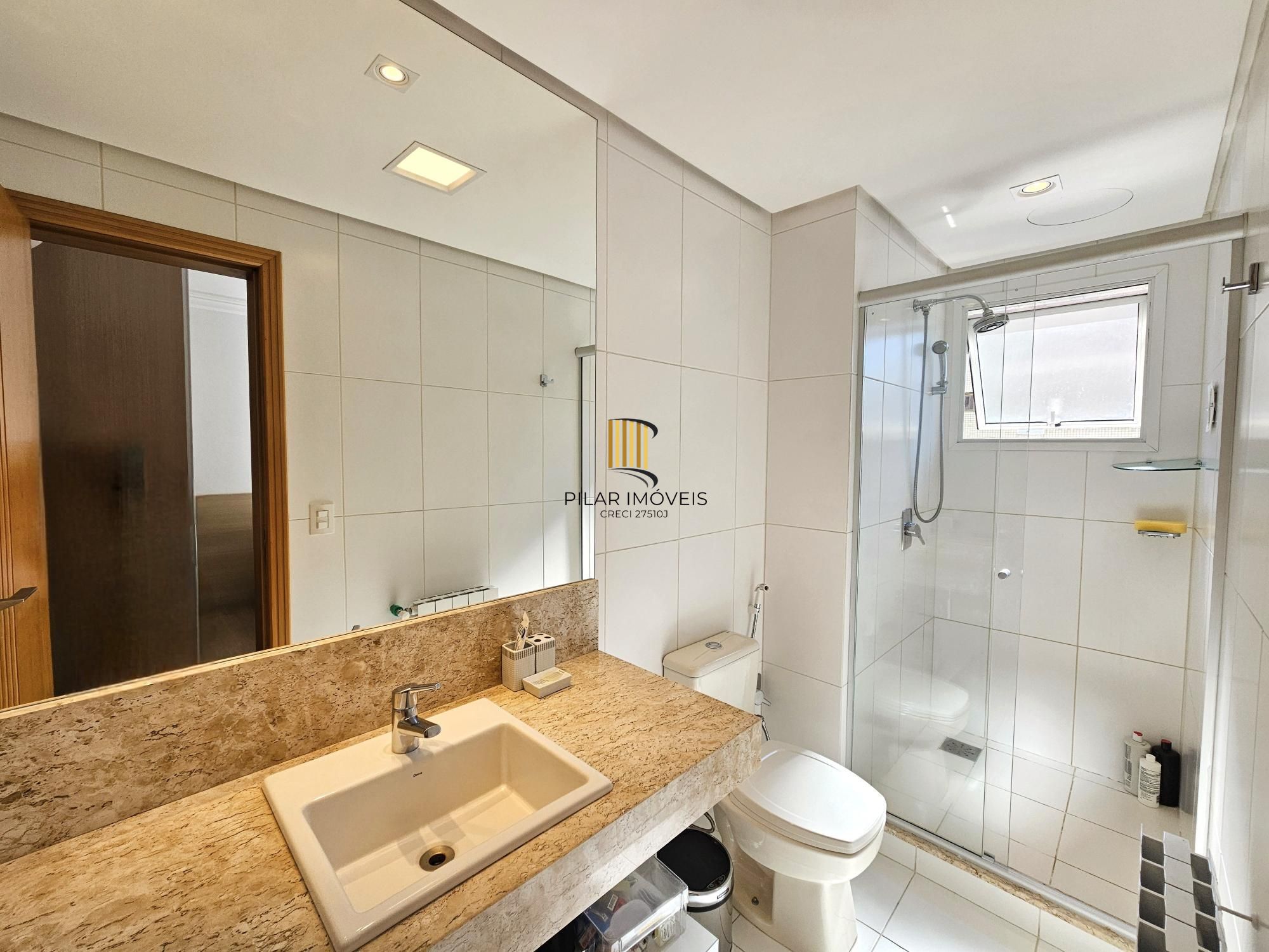 ALTO PADRÃO | BELA VISTA | 3 SUÍTES + 4 VAGAS | MOBILIADO