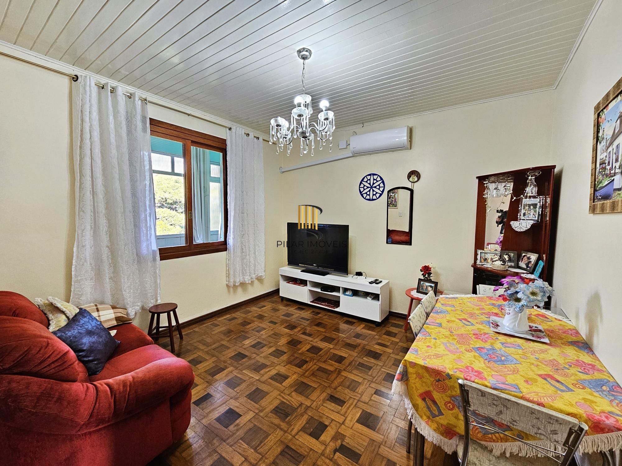 Apartamento 2 dormitórios no bairro Floresta