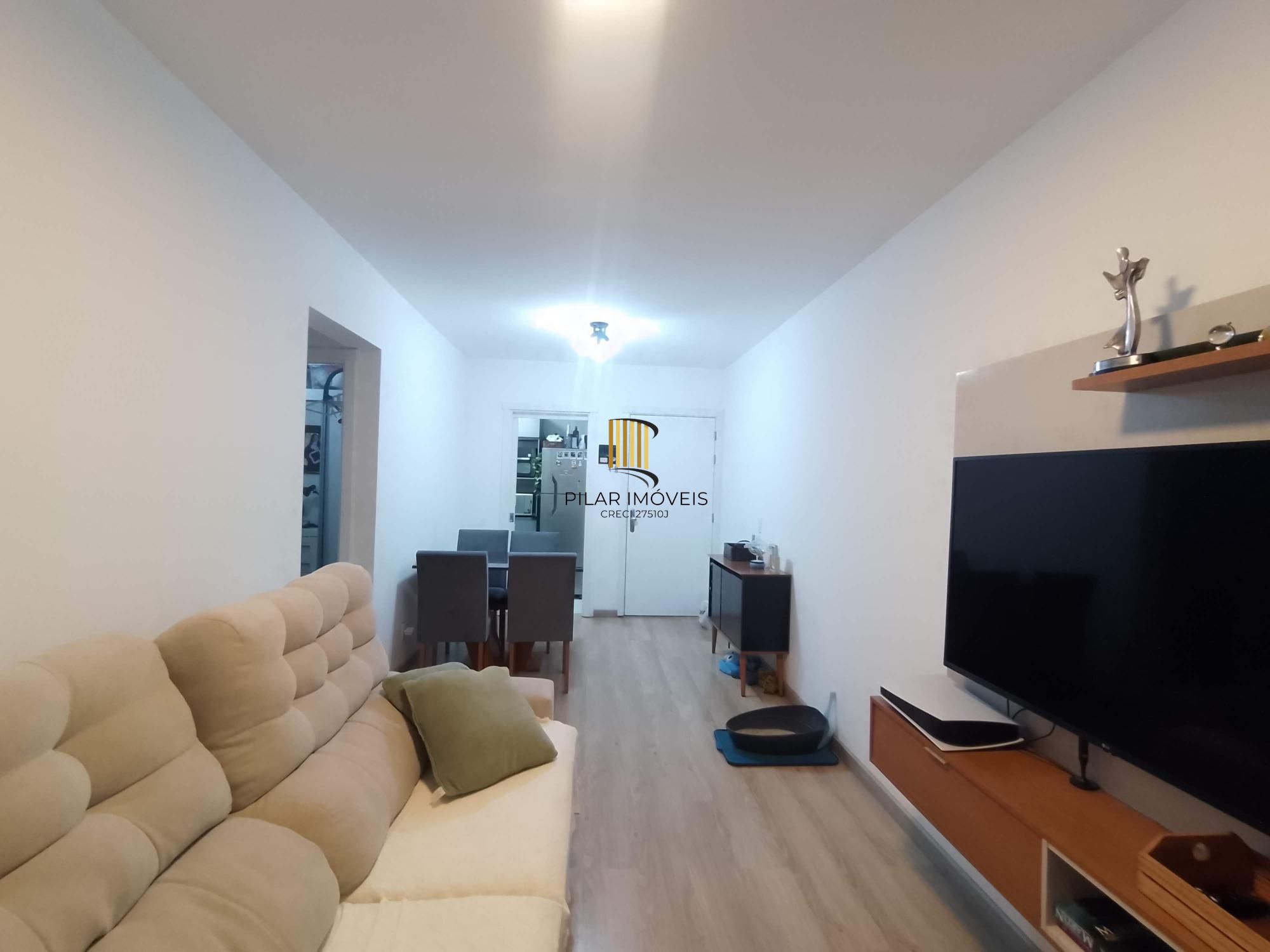 Apartamento 2 dormitórios com elevador e vaga perto da PUC