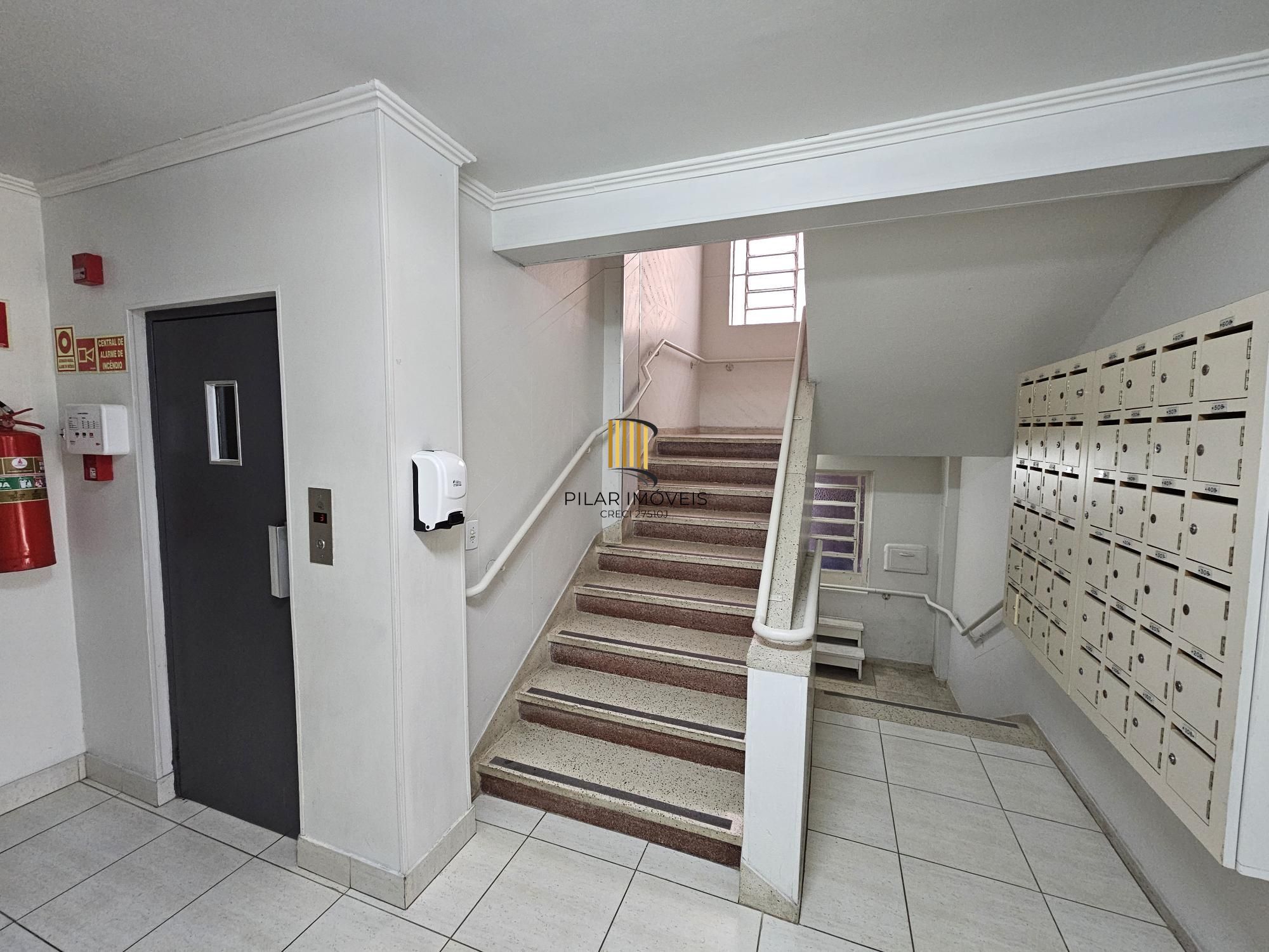 Apartamento 2 Dormitório(s) Bairro Santana