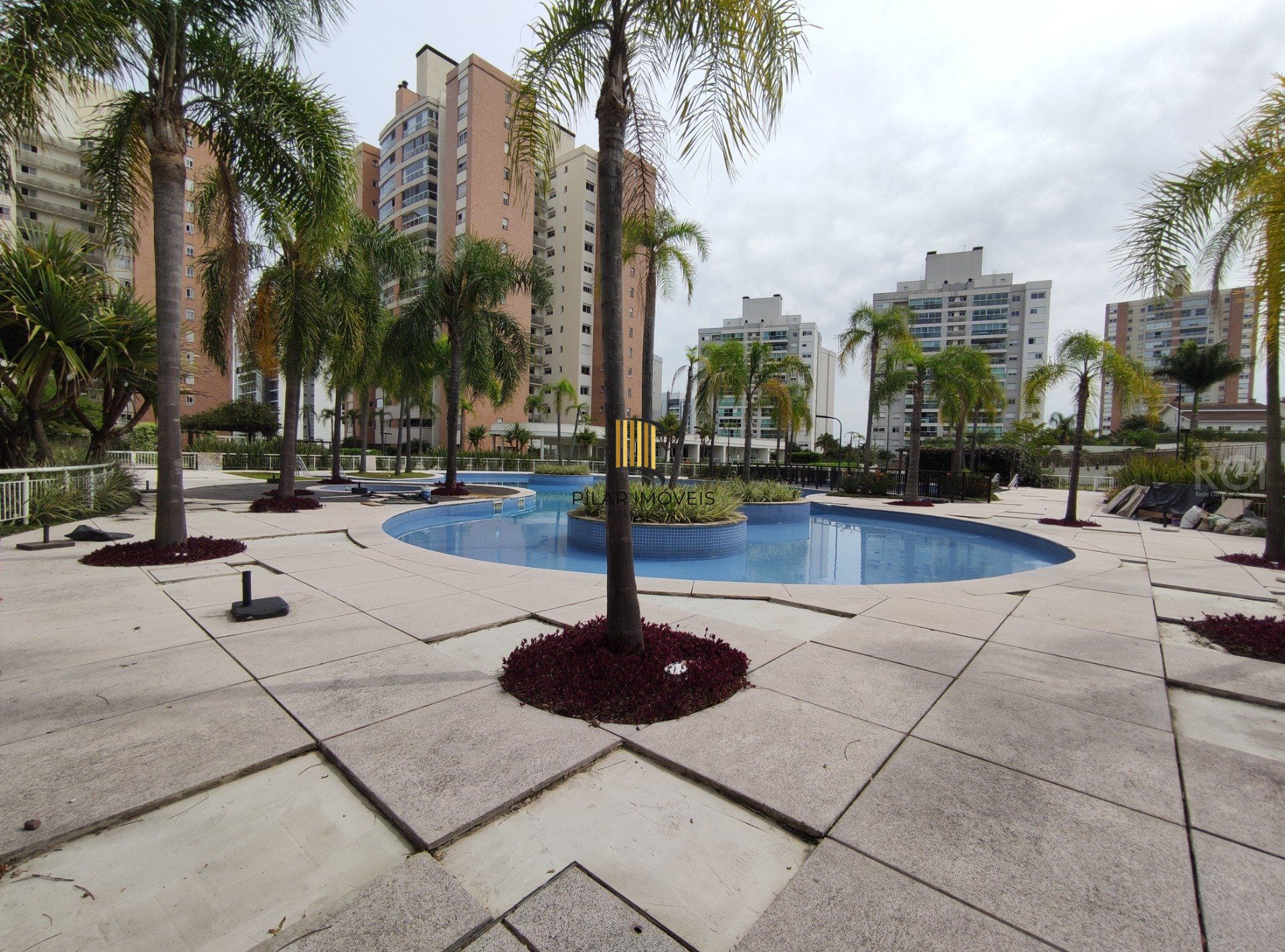 Apartamento para Venda - 162.53m², 3 dormitórios, sendo 3 suites, 2 vagas - Jardim Do Salso