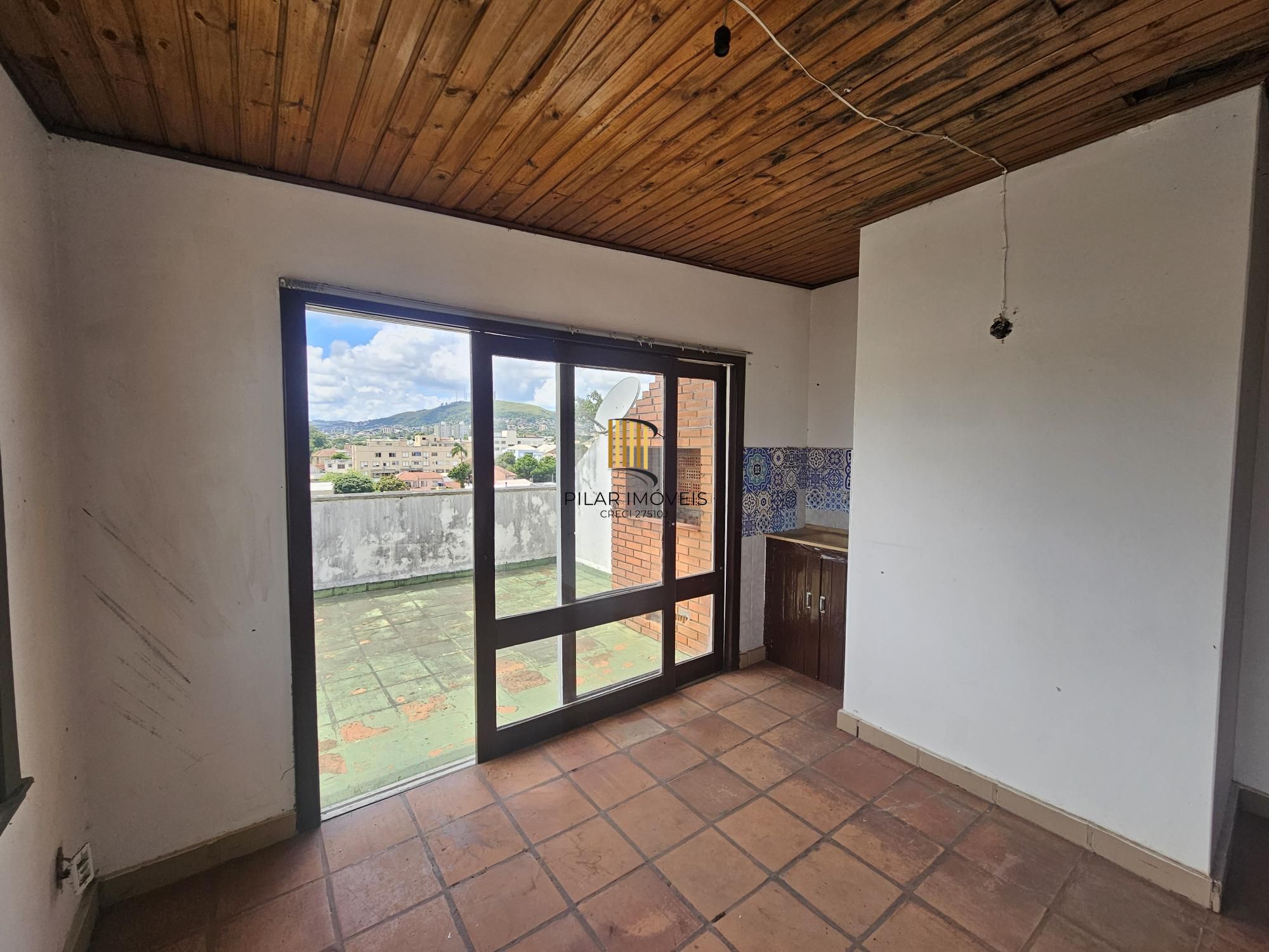 Cobertura 2 dormitórios com suite, elevador e vaga