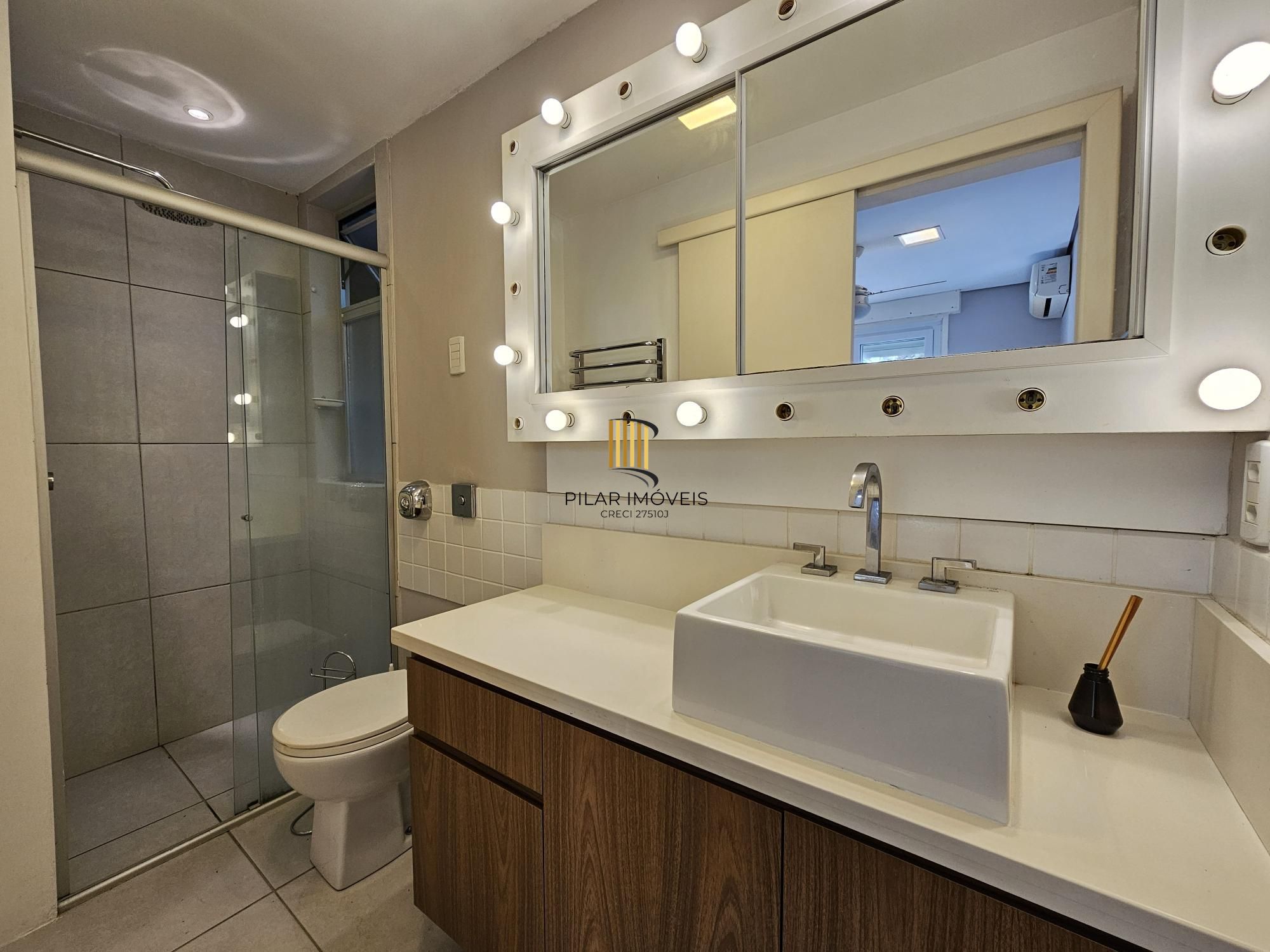 Apartamento 01 dormitório  na Cidade Baixa em Porto Alegre