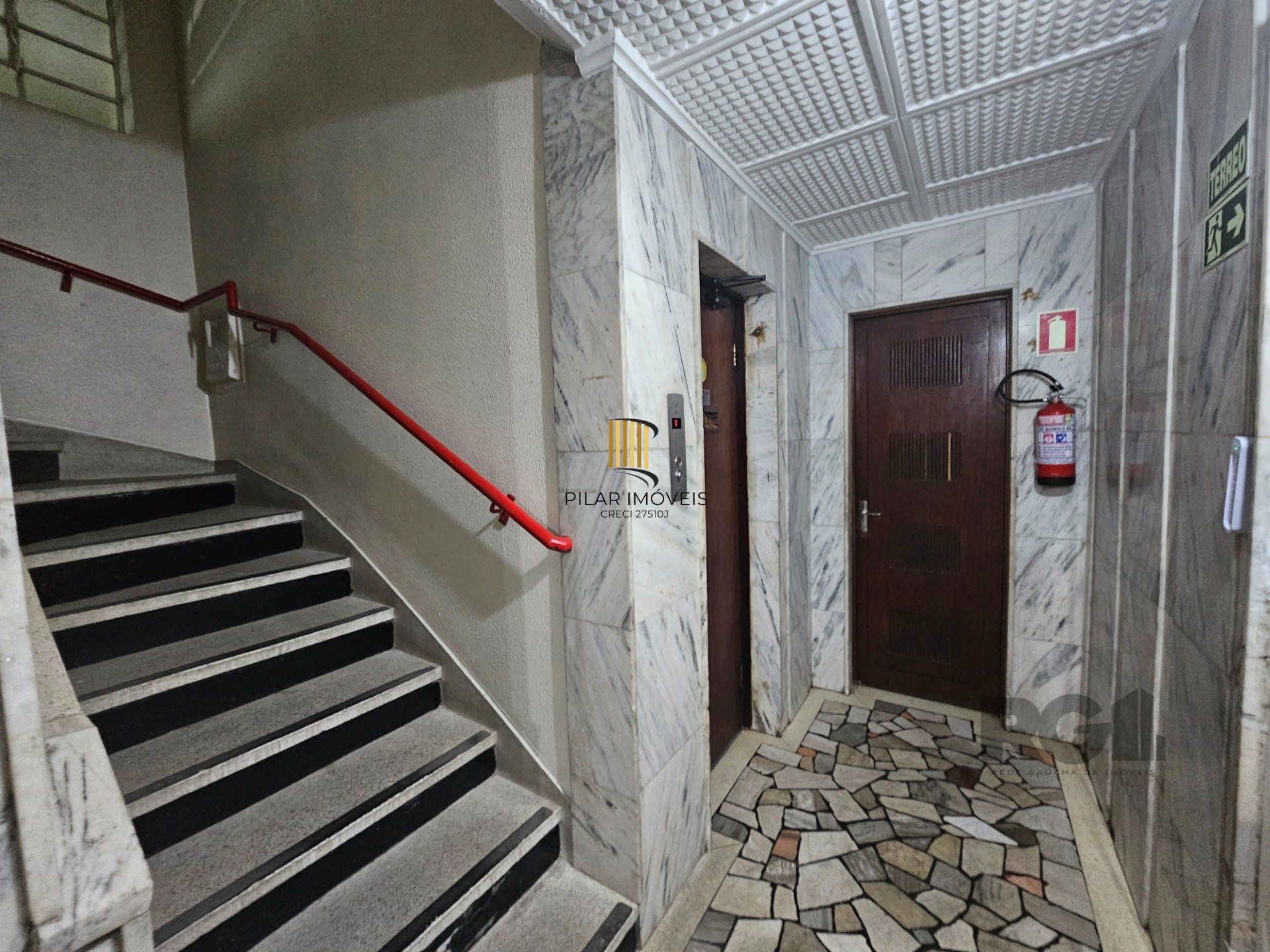 Apartamento 2 dormitórios no bairro Centro Histórico