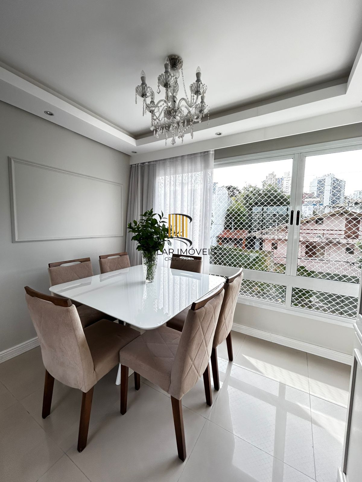 Apartamento 2 dormitórios no bairro Jardim do Salso