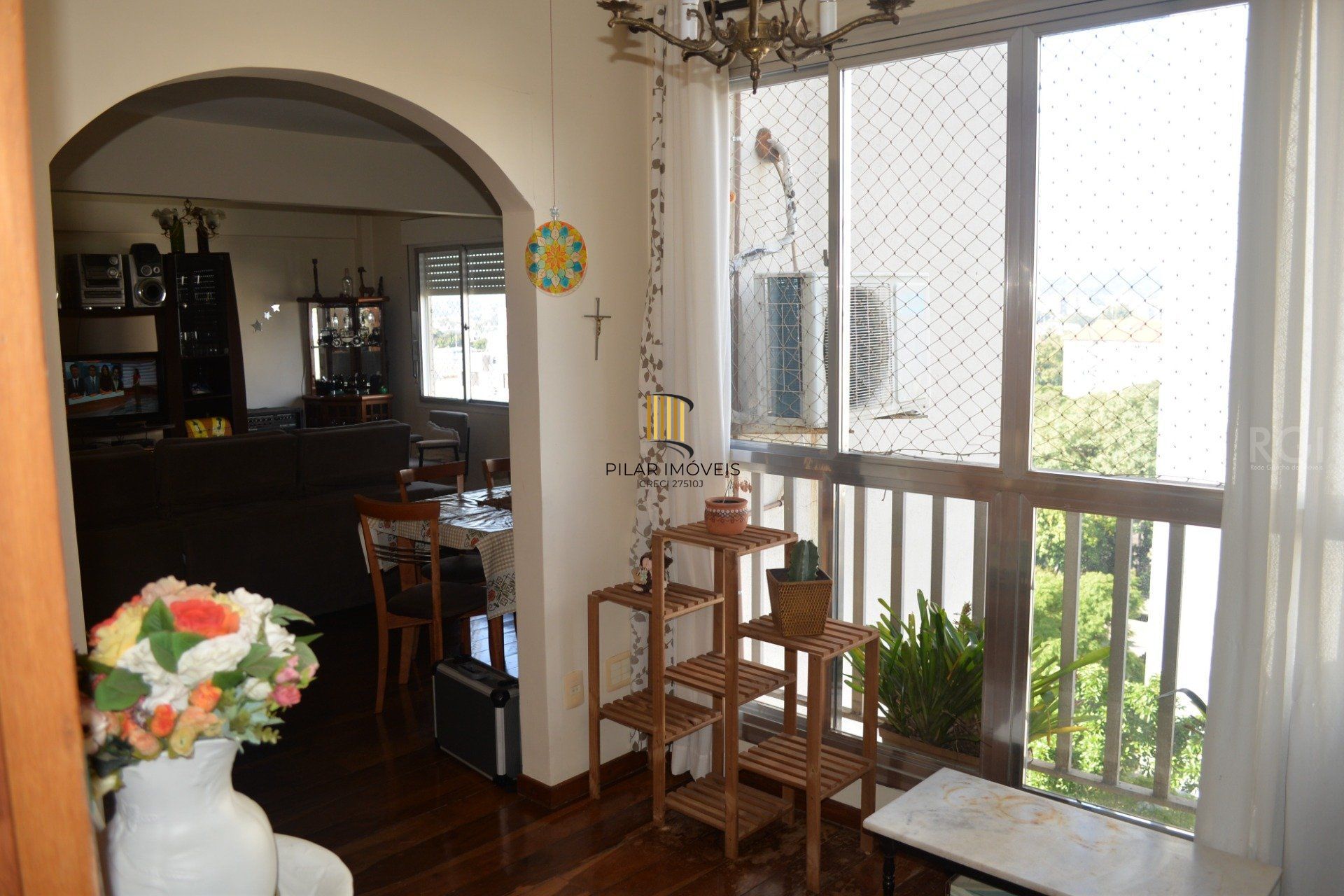 Apartamento para Venda - 120.46m², 3 dormitórios, sendo 1 suites, 1 vaga - Cristal