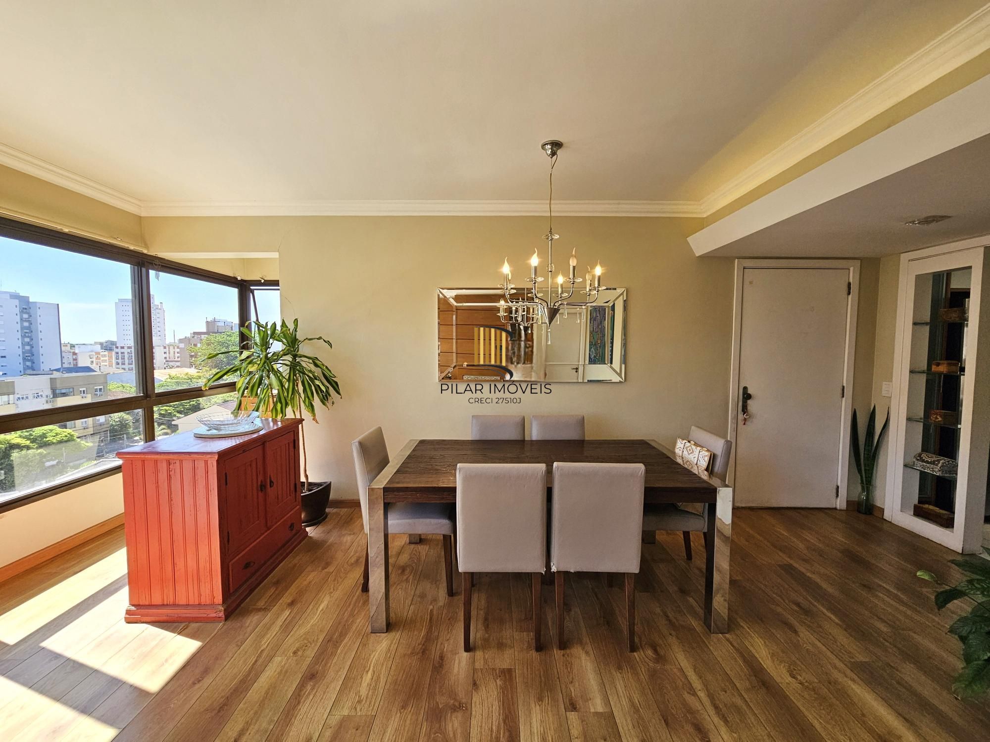 BAIRRO MENINO DEUS | 3 DORMITÓRIOS COM INFRAESTRUTURA