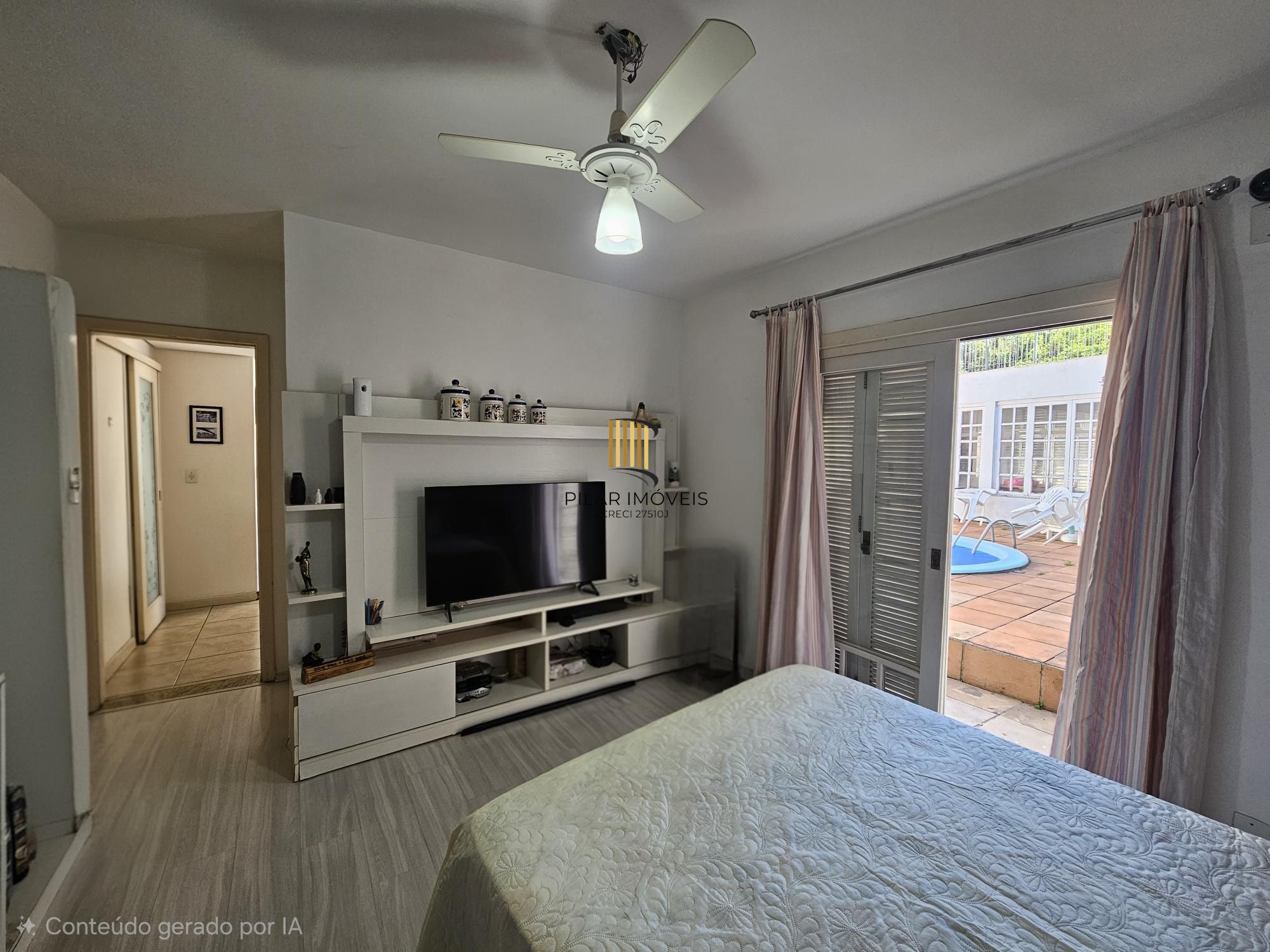 SOBRADO COM 3 SUÍTES + DORMITÓRIOS NO TÉRRREO | PISCINA | E MUITO MAIS