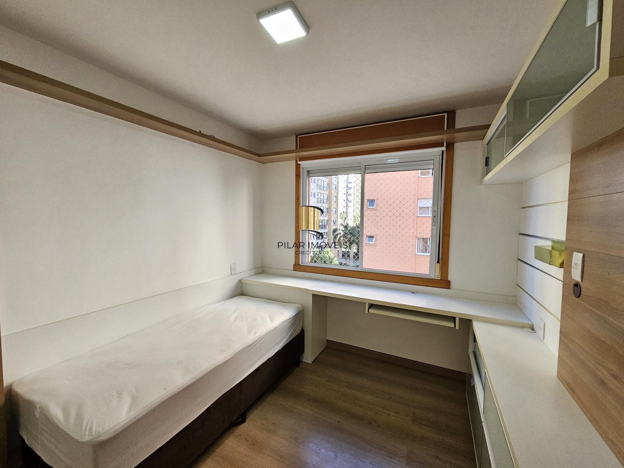 Apartamento 3 suítes na frente do Parque Germânia