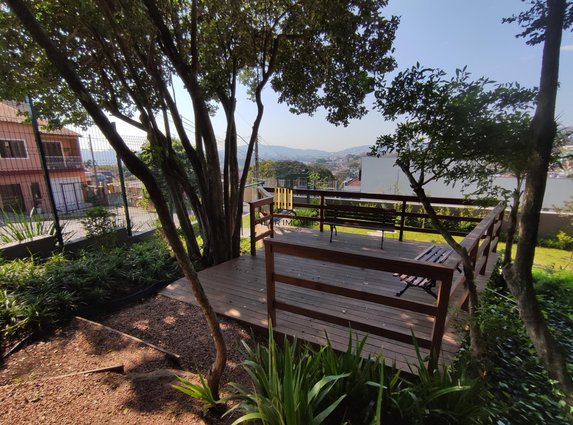 APARTAMENTO MOBILIADO | ÚLTIMO ANDAR