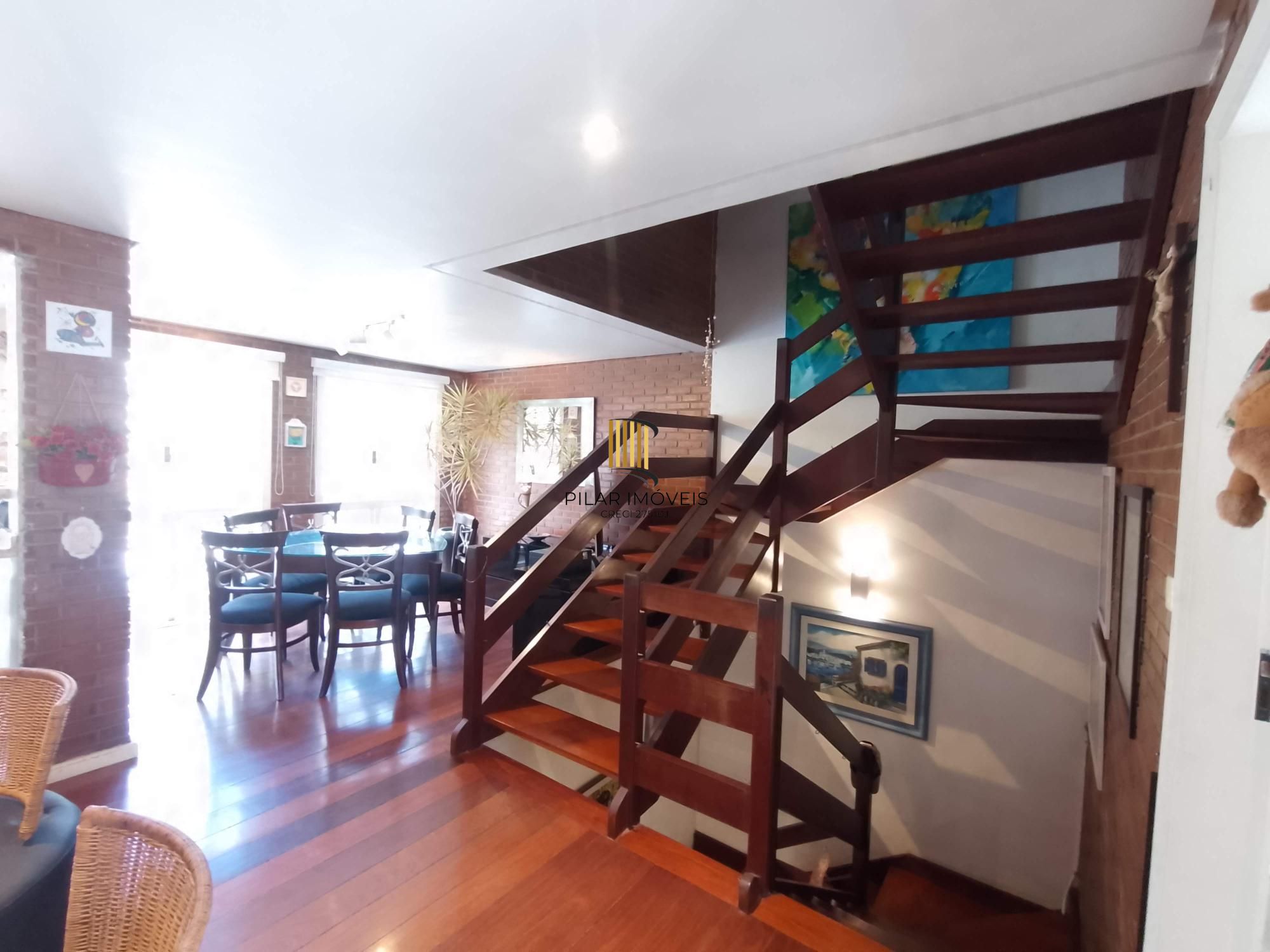 Casa 3 dormitórios em condomínio de luxo próximo ao Shopping Iguatemi