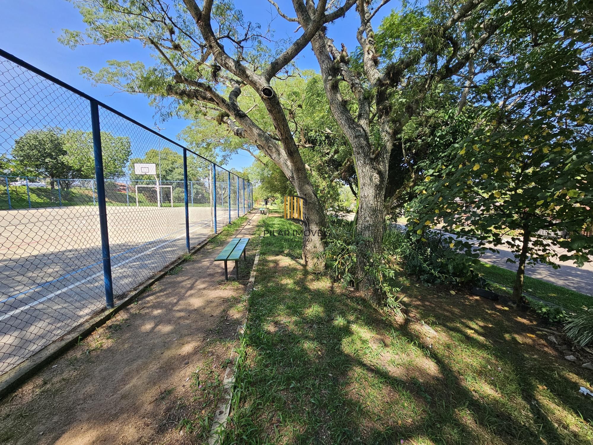 TERRENO COM MAIS DE 790M2 | CASA IMPECÁVEL DE 2 DORMITÓRIOS