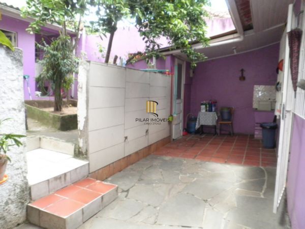 Casa para Venda - 150m², 3 dormitórios, 2 vagas - Chácara Das Pedras