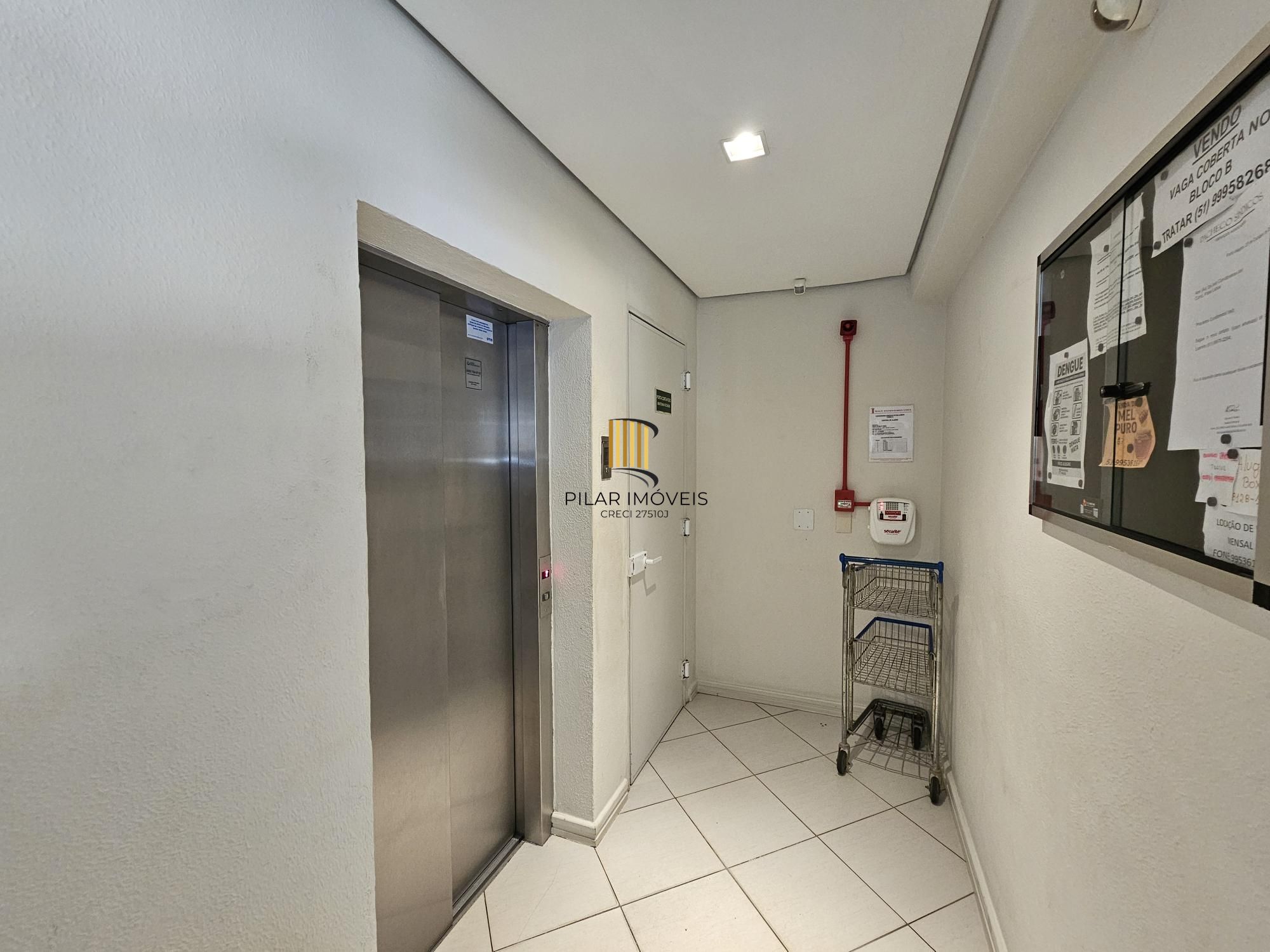 Apartamento 2 dormitórios com vaga e elevador no São Geraldo