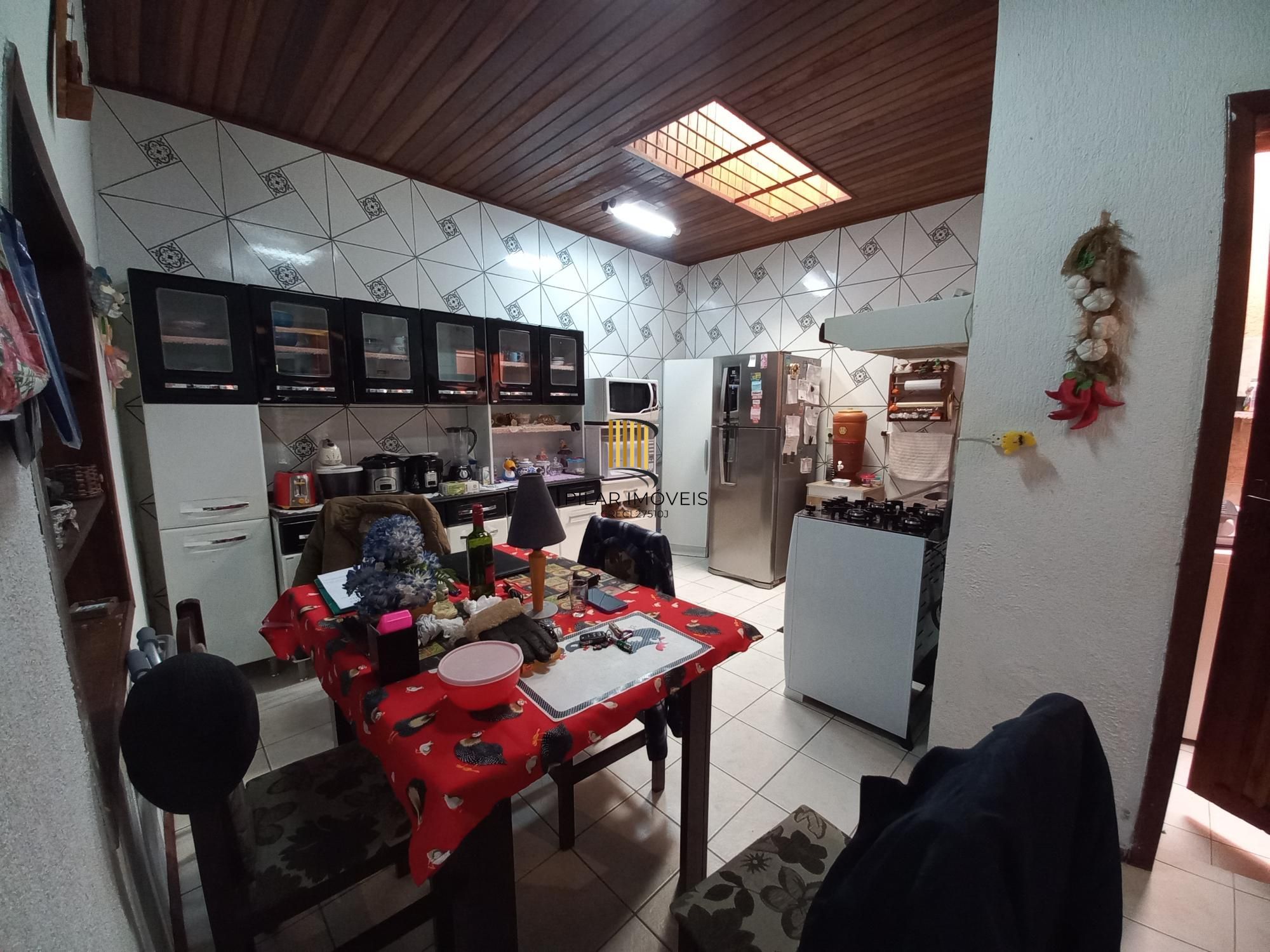 Casa 2 dormitórios no bairro Restinga