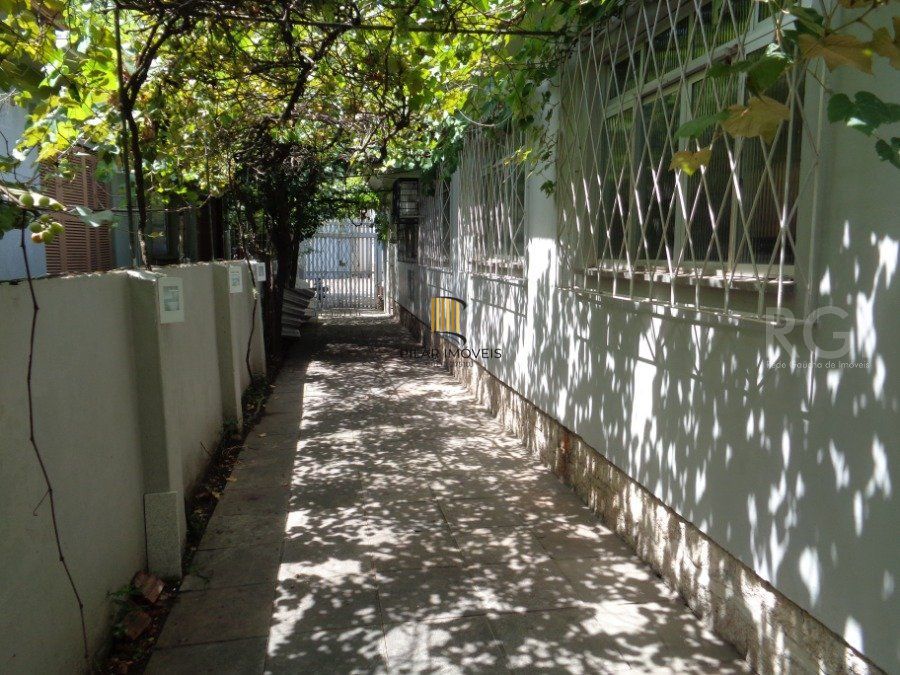 Casa para Venda - 200m², 3 dormitórios, 2 vagas - Navegantes