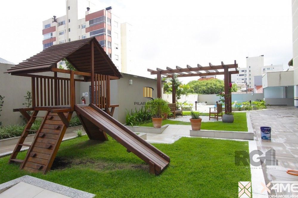 Apartamento 1 dormitório com 2 vagas perto do Bourbom e PUC