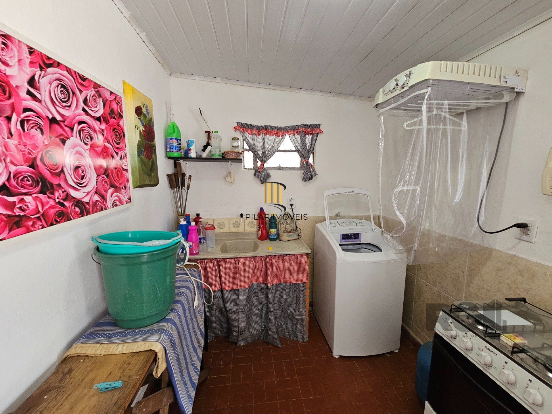 Casa 3 dormitórios no bairro Jardim do Salso