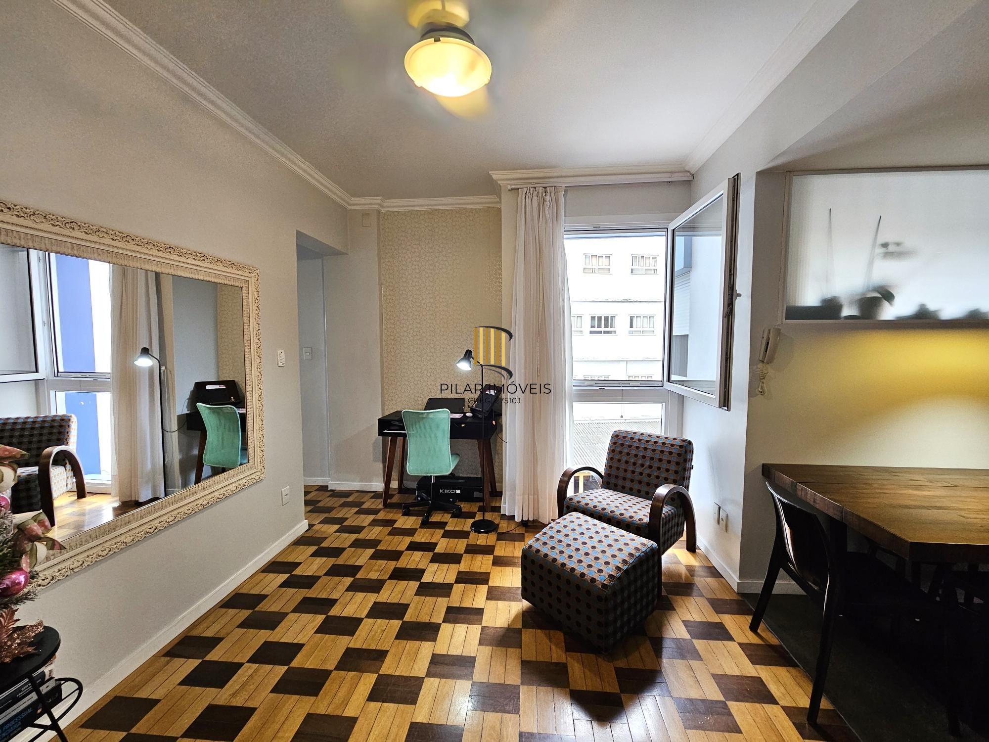 Apartamento 2 Dormitório(s) Bairro Centro Histórico