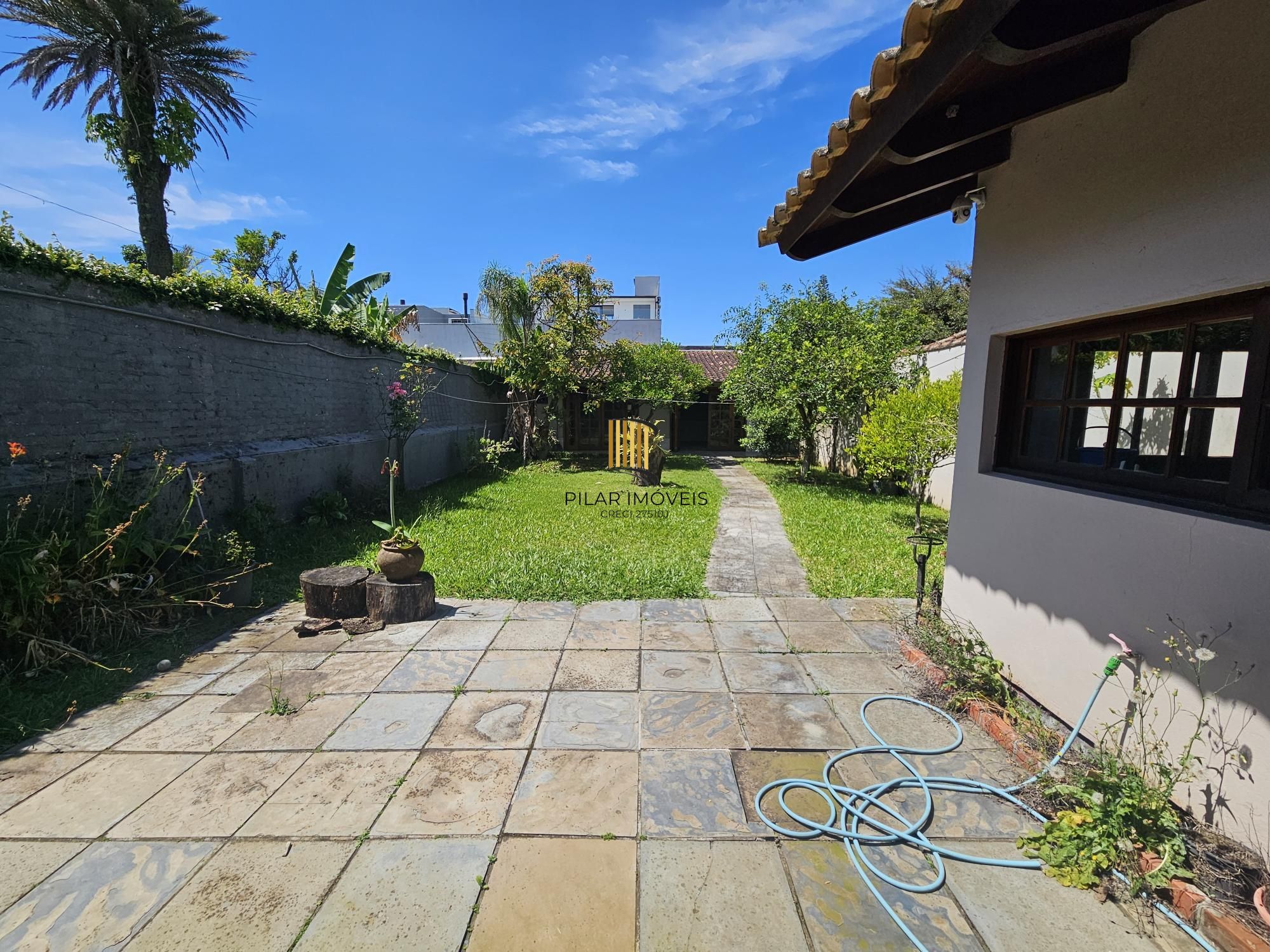 LINDO SOBRADO NO MELHOR PONTO DO BAIRRO TRISTEZA