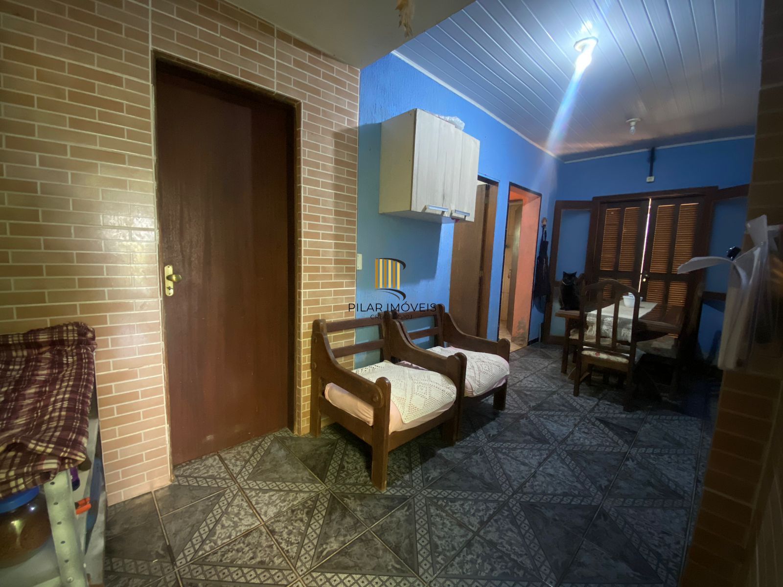 Casa 3 dormitórios com amplo terreno