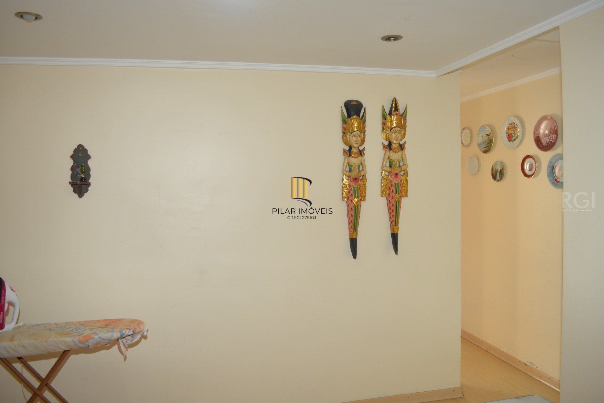 Apartamento para Venda - 120.46m², 3 dormitórios, sendo 1 suites, 1 vaga - Cristal