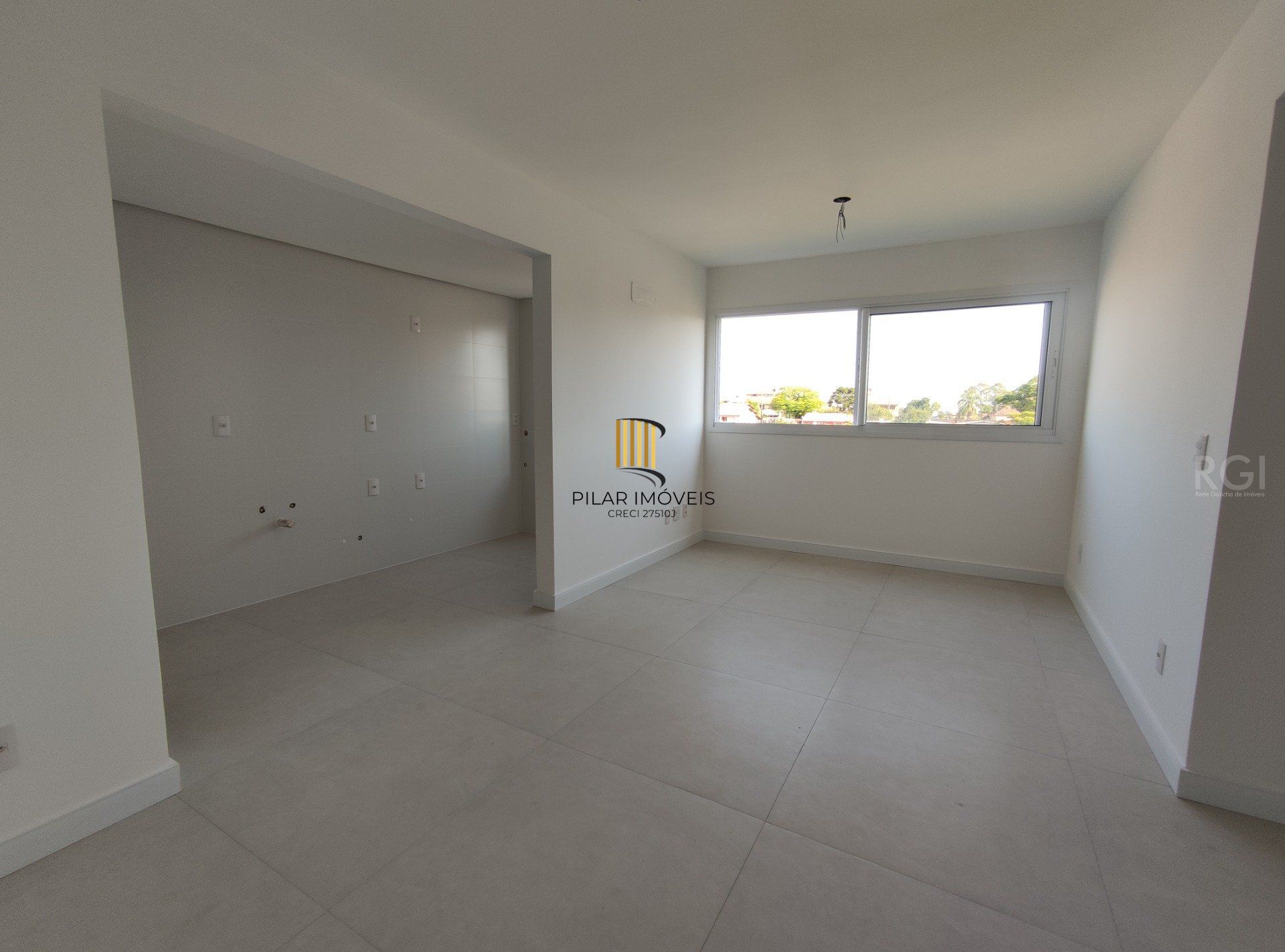 Apartamento para Venda - 68.11m², 3 dormitórios, sendo 1 suites, 2 vagas - Santo Antonio