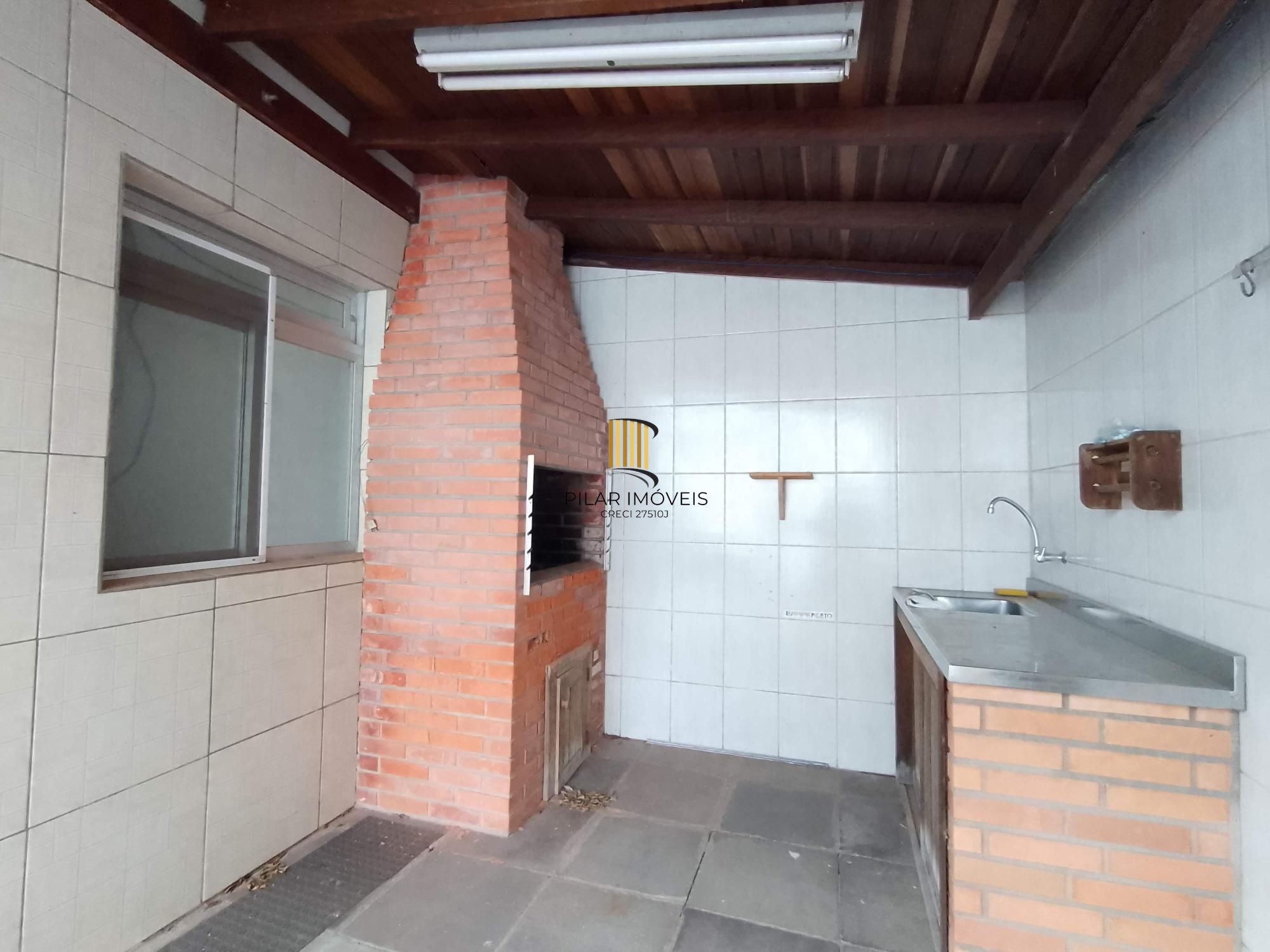 Casa ampla 3 dormitórios no Jartim Itu