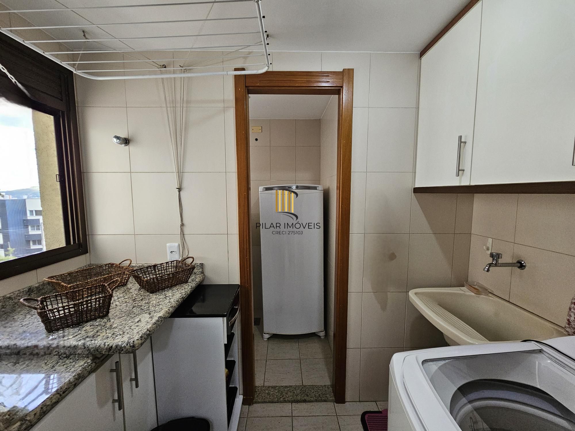 Apartamento 3 dormitórios no bairro Petrópolis