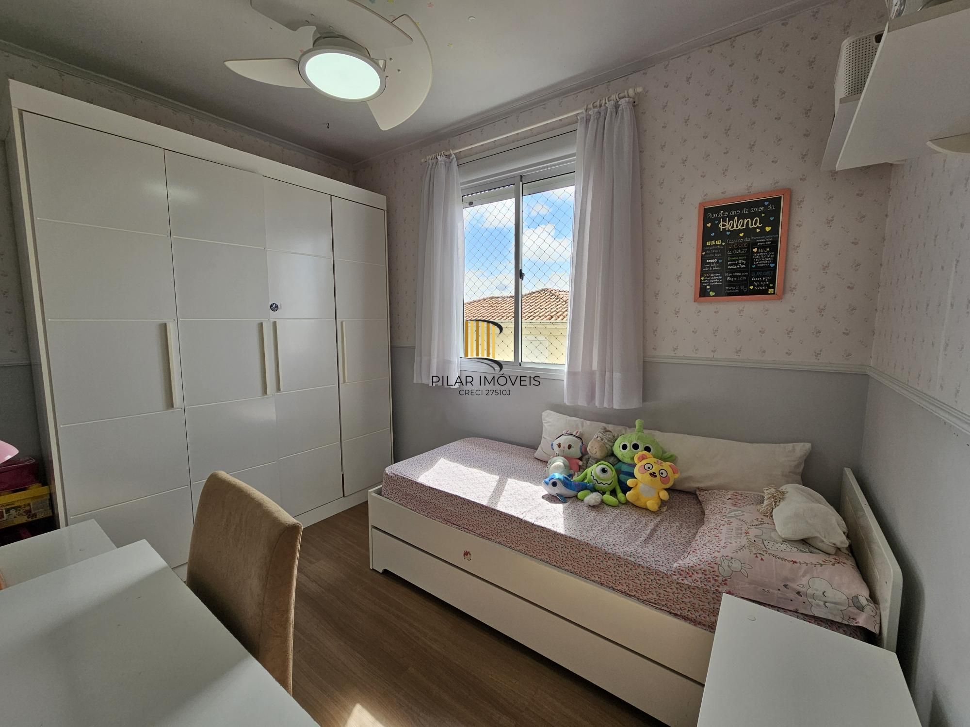 Apartamento 2 dormitórios mobiliado com vaga e elevador no Alto Petrópolis