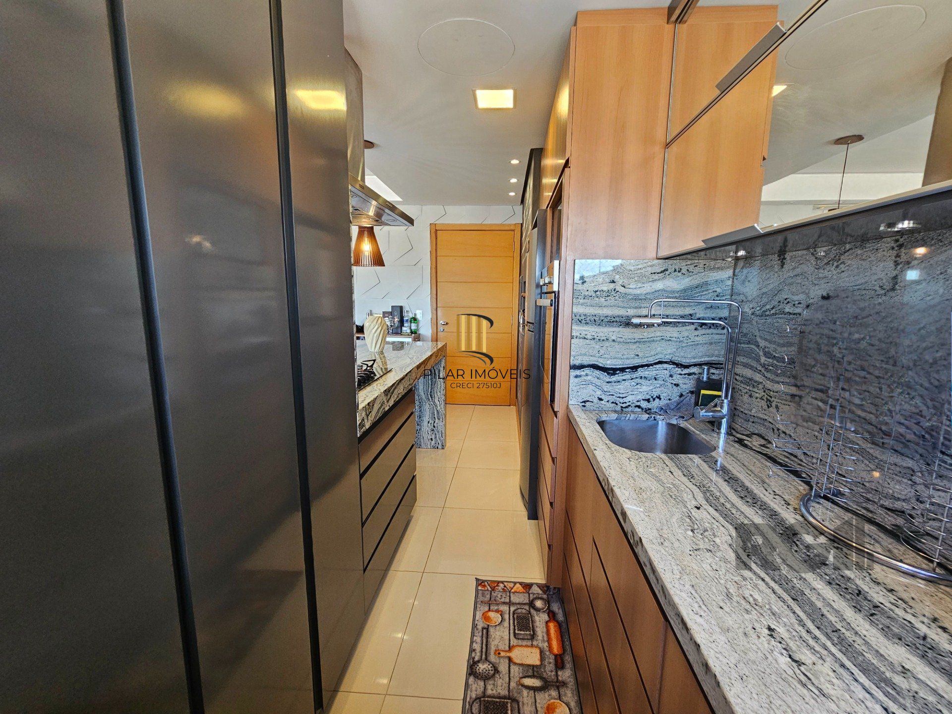Apartamento 2 dormitórios no bairro Cidade Baixa