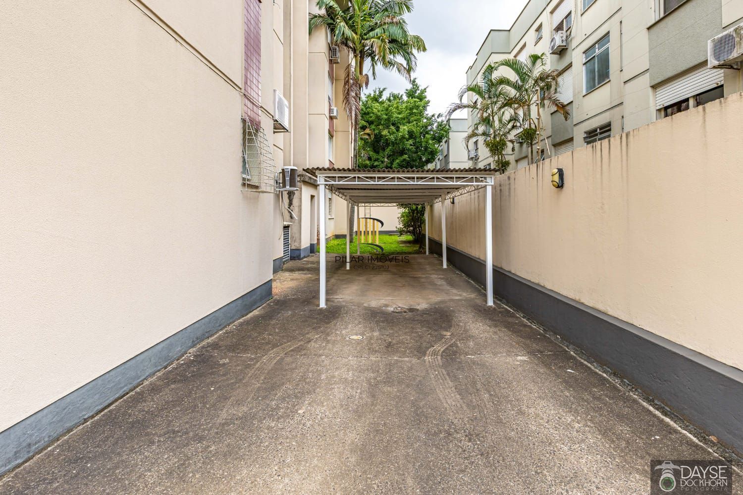 Apartamento 2 dormitórios com 2 vagas próximo da PUC