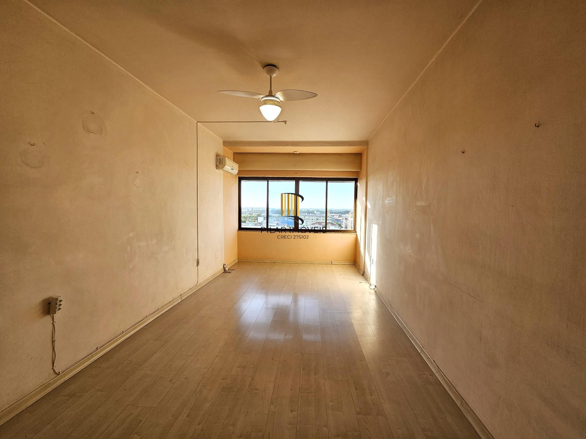 Apartamento 3 dormitórios de frente com vista e elevador no Moinhos de Vento