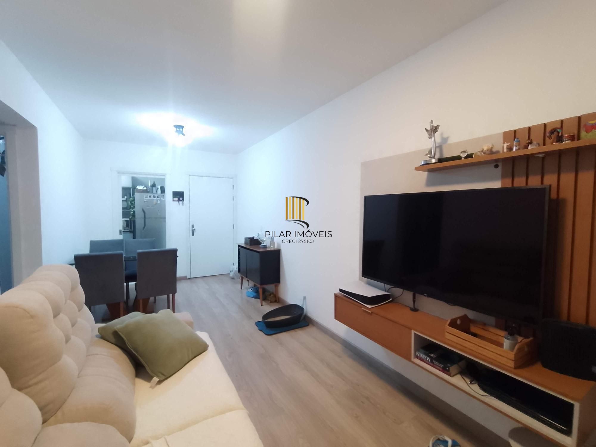 Apartamento 2 dormitórios com elevador e vaga perto da PUC