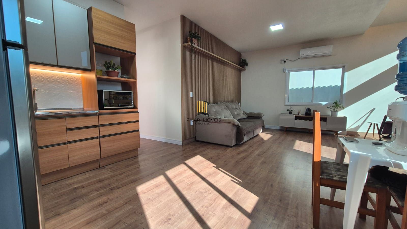 Casa nova com 3 dormitórios sendo 1 suíte no Centro