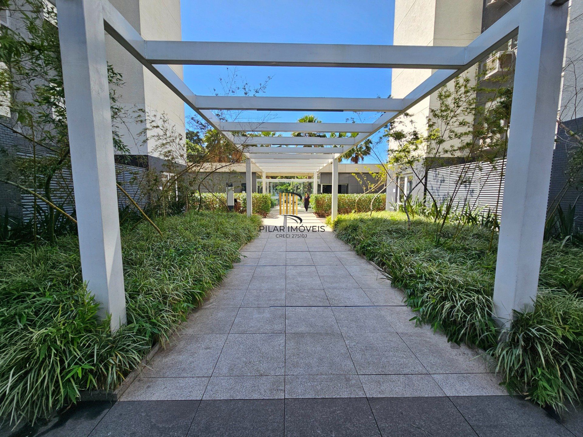 Apartamento para Venda - 67.43m², 2 dormitórios, sendo 1 suites, 2 vagas - Jardim Lindóia