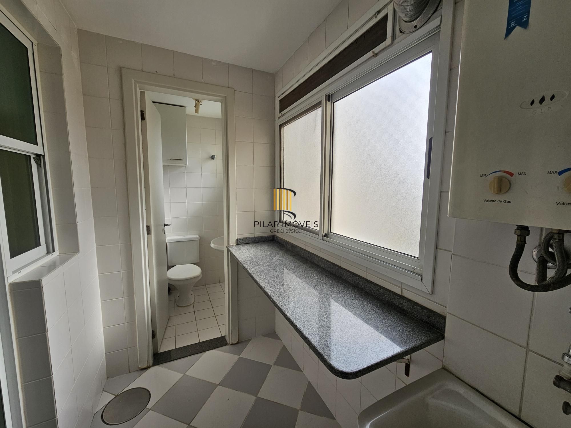 Apartamento 3 Dorm sendo 1 suite e 2 vagas