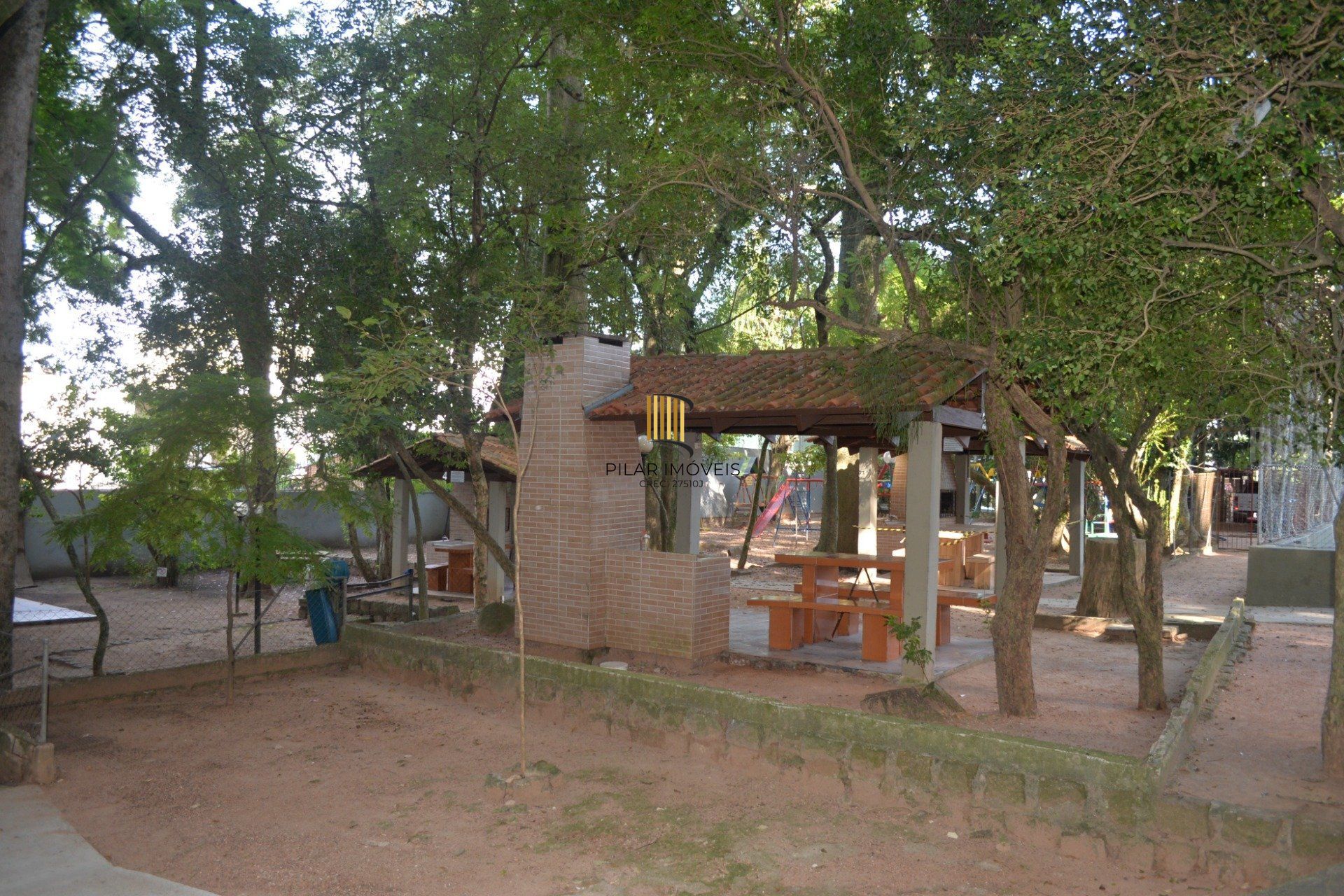 Apartamento para Venda - 120.46m², 3 dormitórios, sendo 1 suites, 1 vaga - Cristal