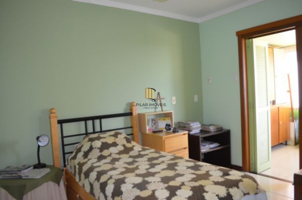 Apartamento para Venda - 71.75m², 2 dormitórios, 1 vaga - Petrópolis