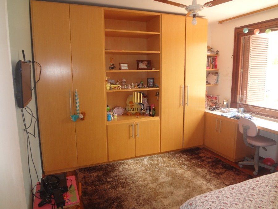 Cobertura para Venda - 263.75m², 3 dormitórios, sendo 1 suites, 2 vagas - Petrópolis