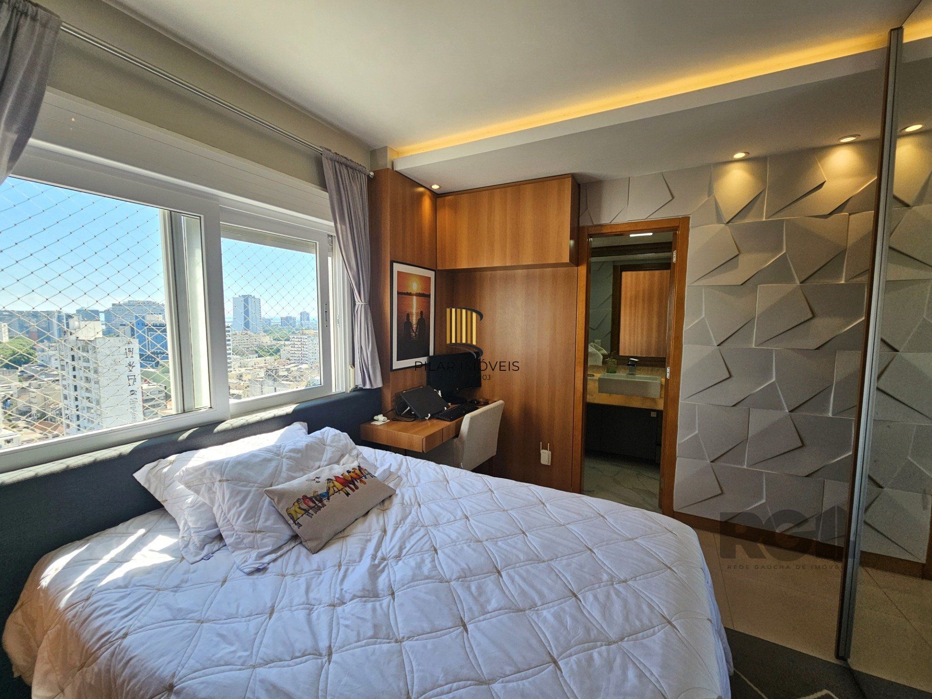 Apartamento 2 dormitórios no bairro Cidade Baixa
